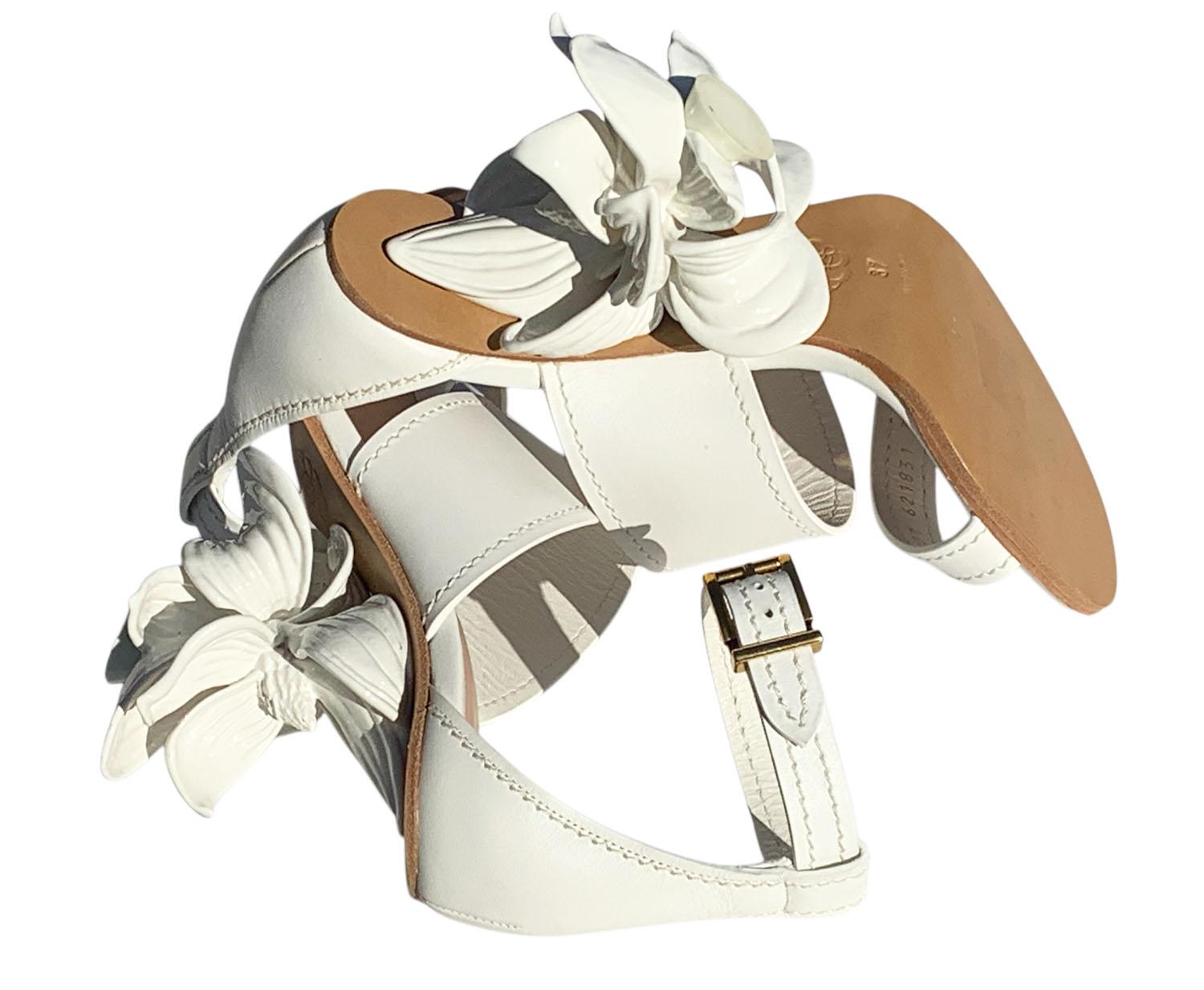 Alexander McQueen 3D Magnolia Flower Heel Off White Shoes Sandali italiani 37 in vendita 5