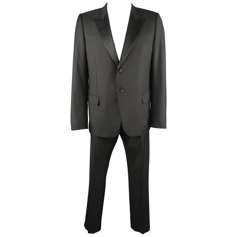 ALEXANDER MCQUEEN 44 Black Peak Satin Lapel Satin Tuxedo Suit at ...