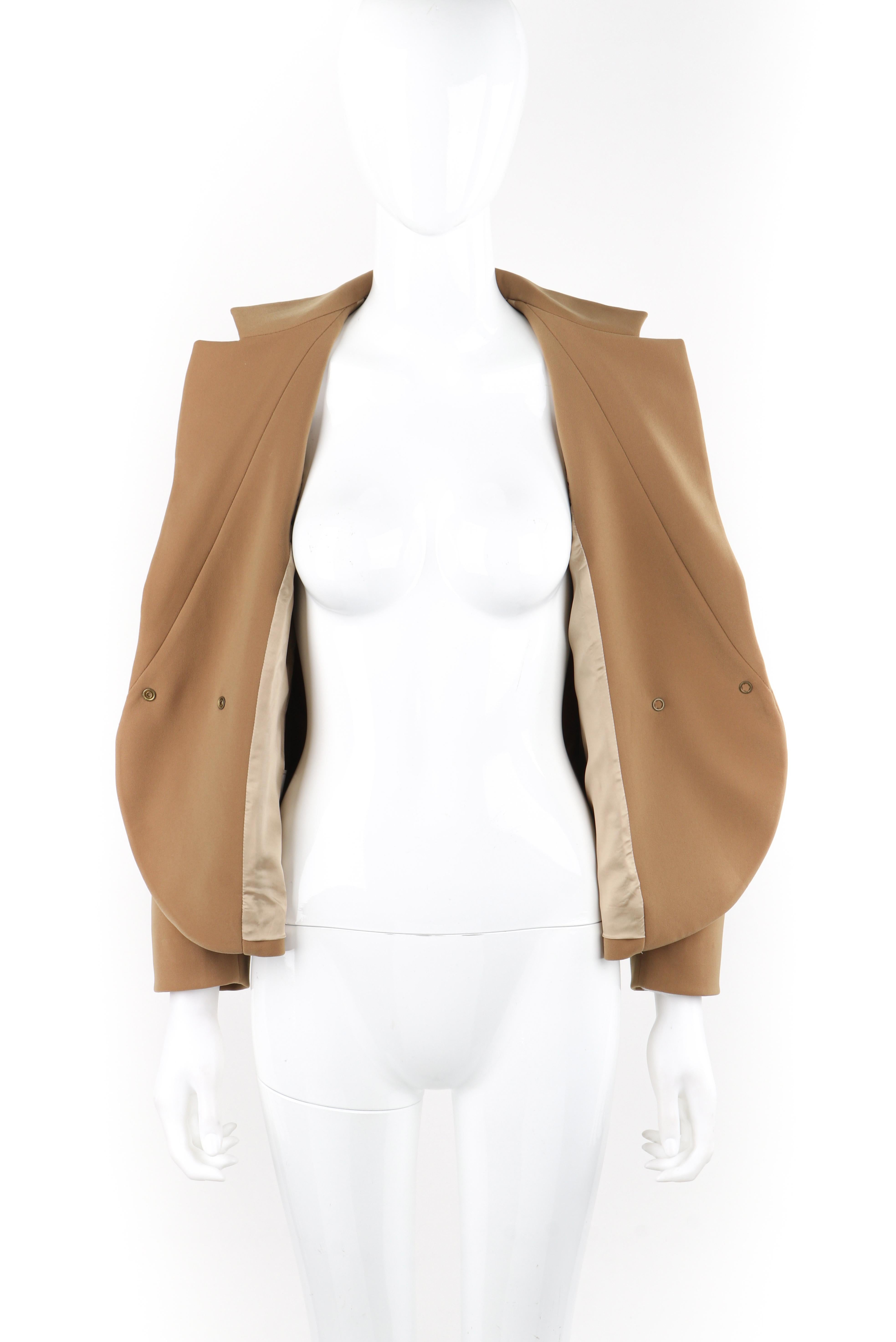 ALEXANDER McQUEEN A/H 1996 - Blazer « Dante » marron camel à fermeture à bouton-pression en vente 4