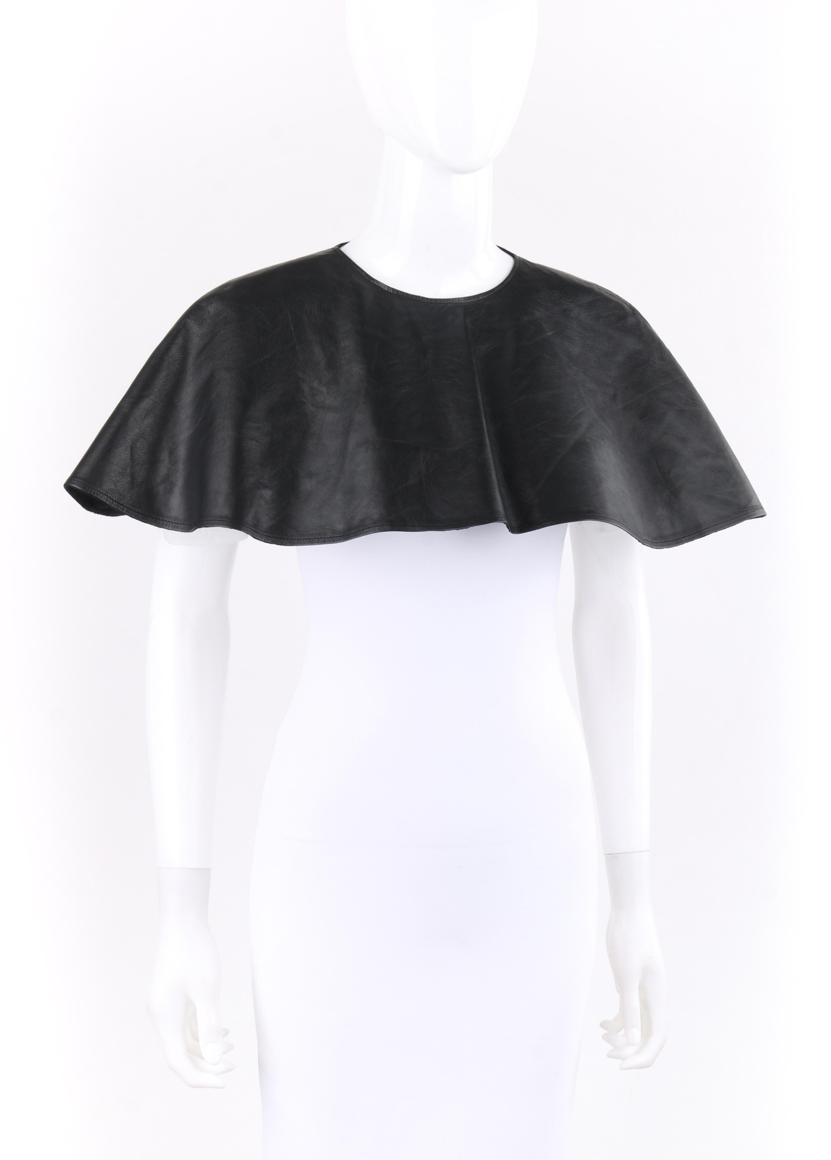 capelet black