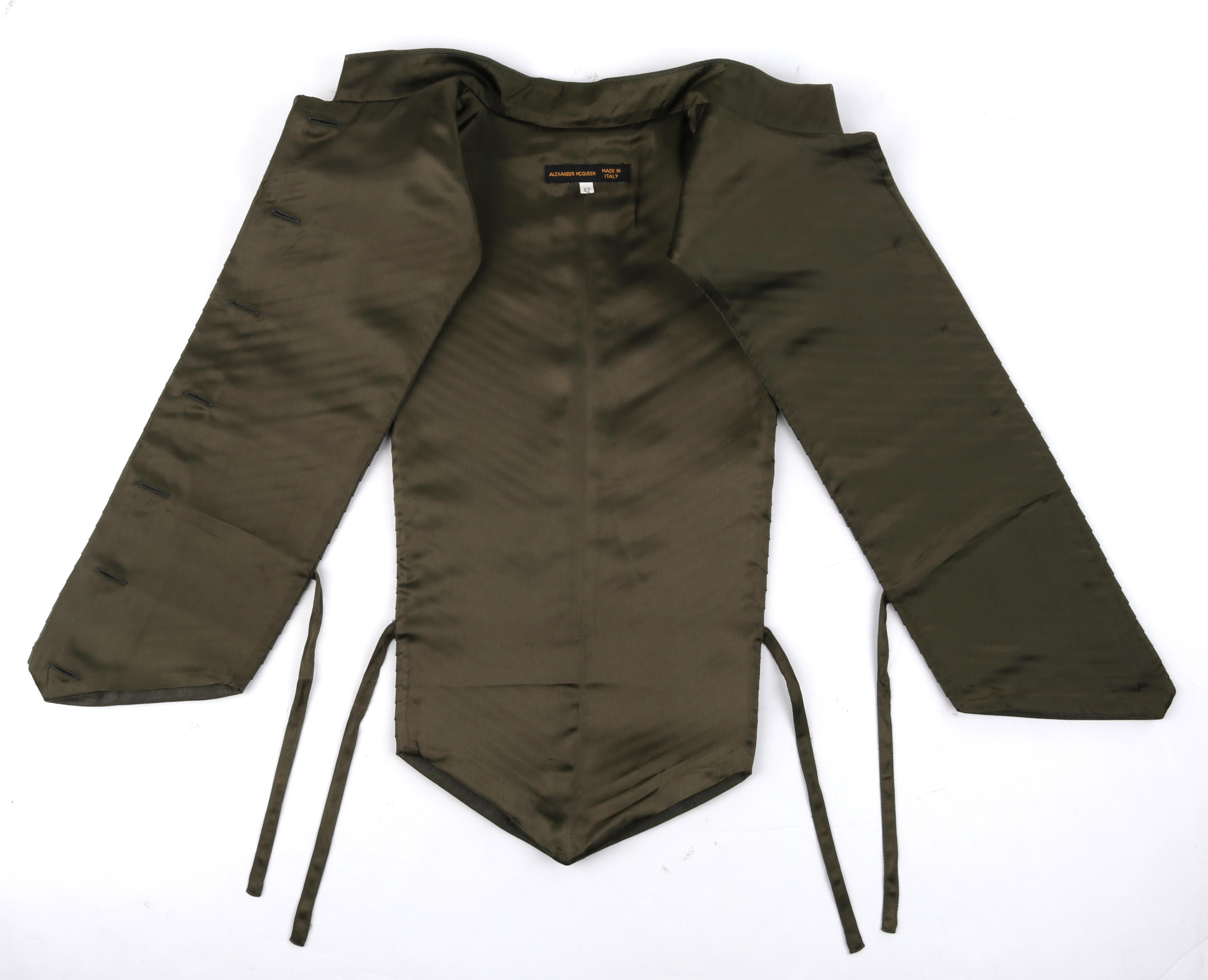 ALEXANDER McQUEEN A/W 1999 “The Overlook” Chinese Armor Style Pleated Vest In Good Condition For Sale In Thiensville, WI