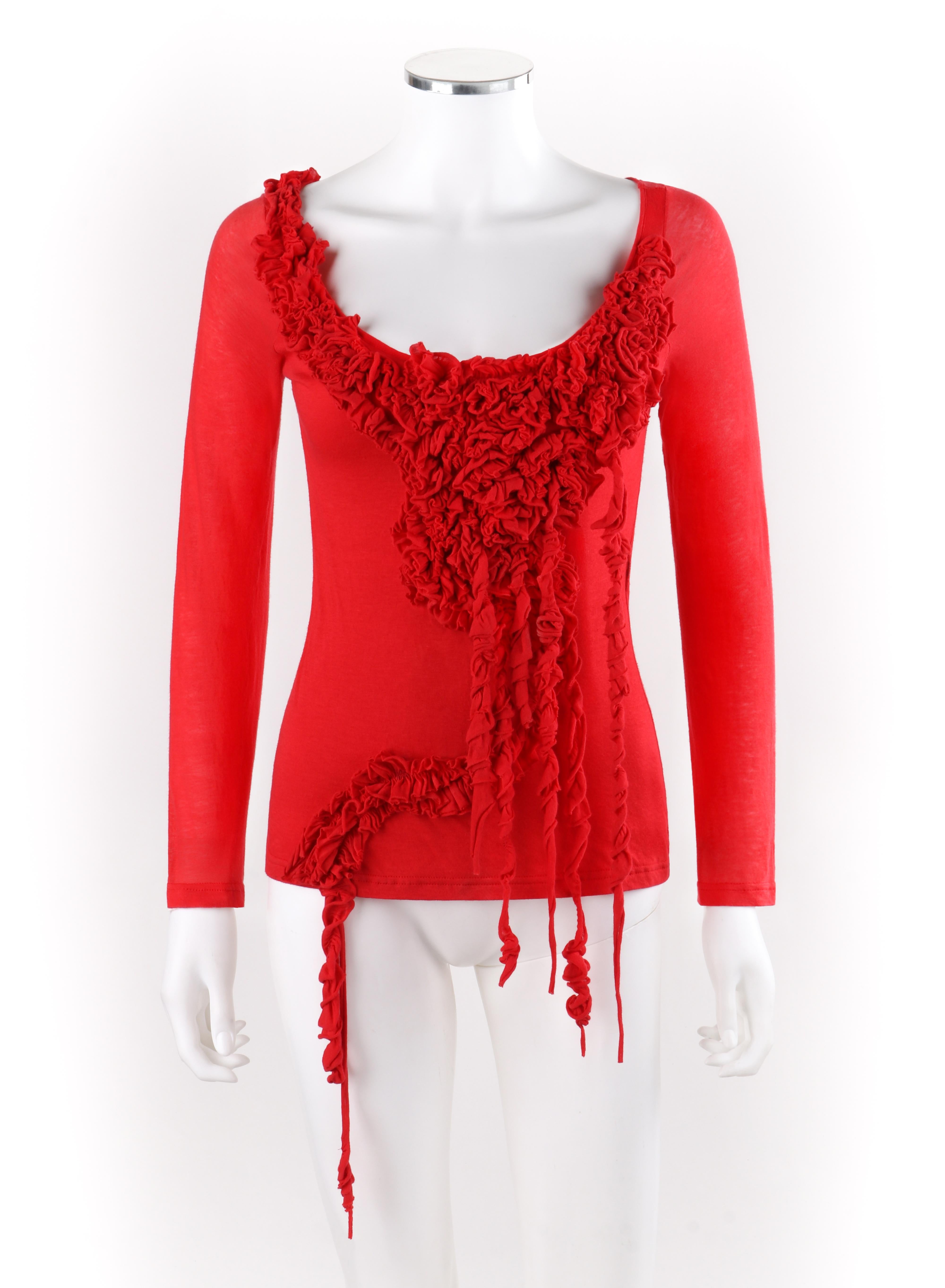 ALEXANDER McQUEEN A/W 2005 Red Long Sleeve Boat/Scoop Neck Flower Ruffle Top 
 
Brand / Manufacturer: Alexander McQueen
Collection: A/W 2005 
Style: Long sleeve shirt
Color(s): Red
Lined: No
Marked Fabric Content: 100% cotton
Additional Details /