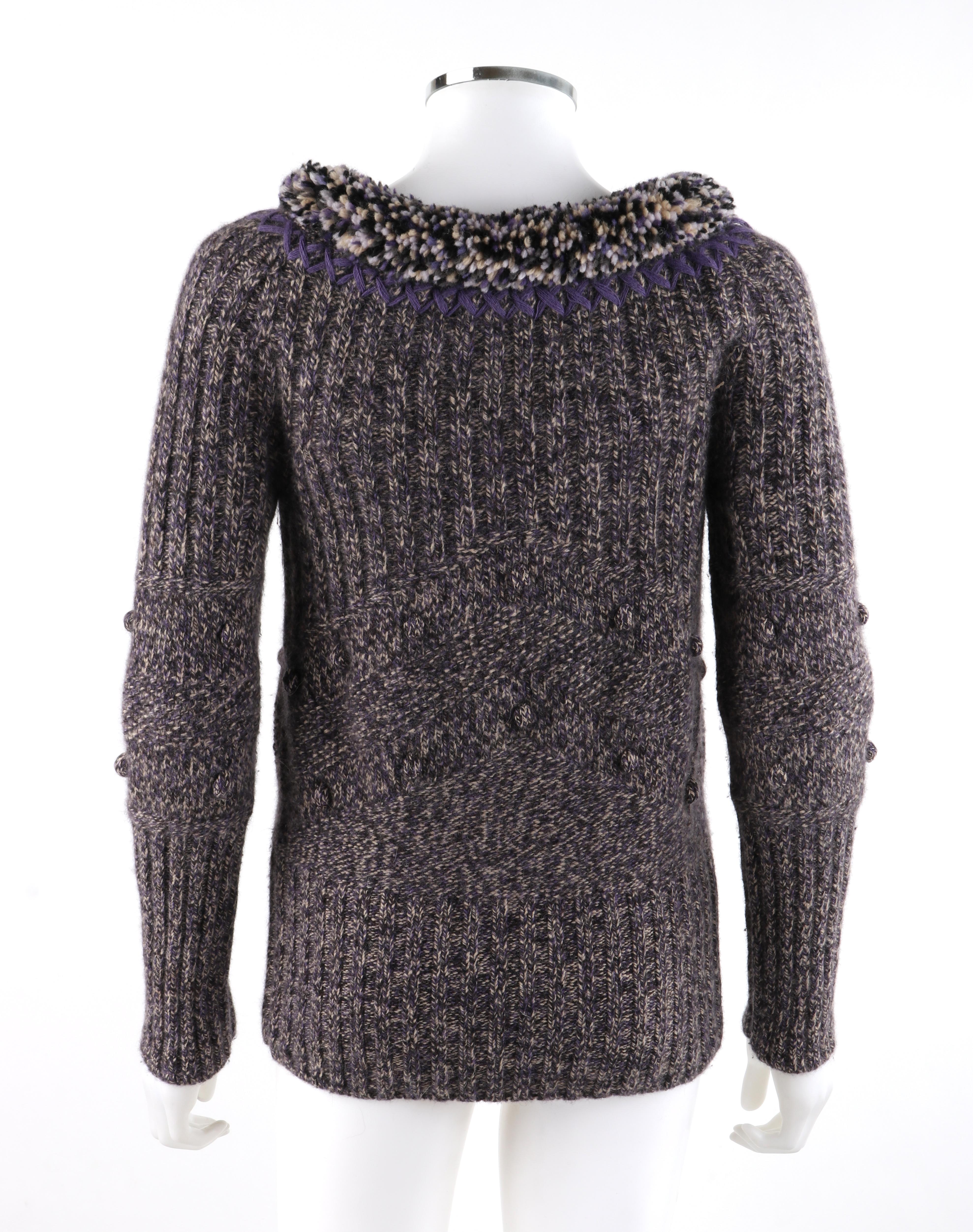 ALEXANDER McQUEEN Pull-over à encolure dégagée avec col à pompons et franges Pour femmes en vente