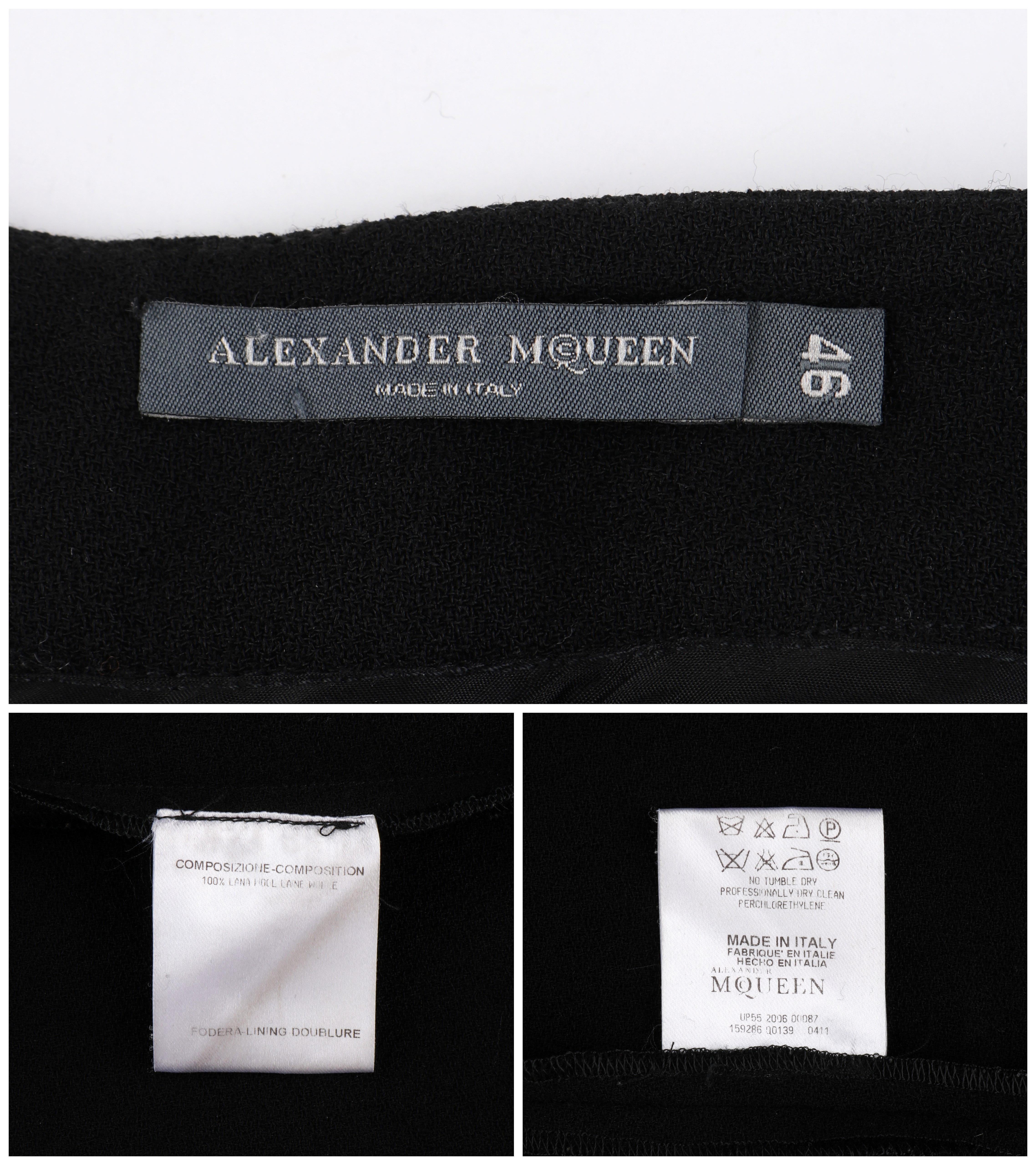 ALEXANDER McQUEEN A/W 2006 “The Widows of Culloden” Black Crepe Trouser Pants In Good Condition In Thiensville, WI