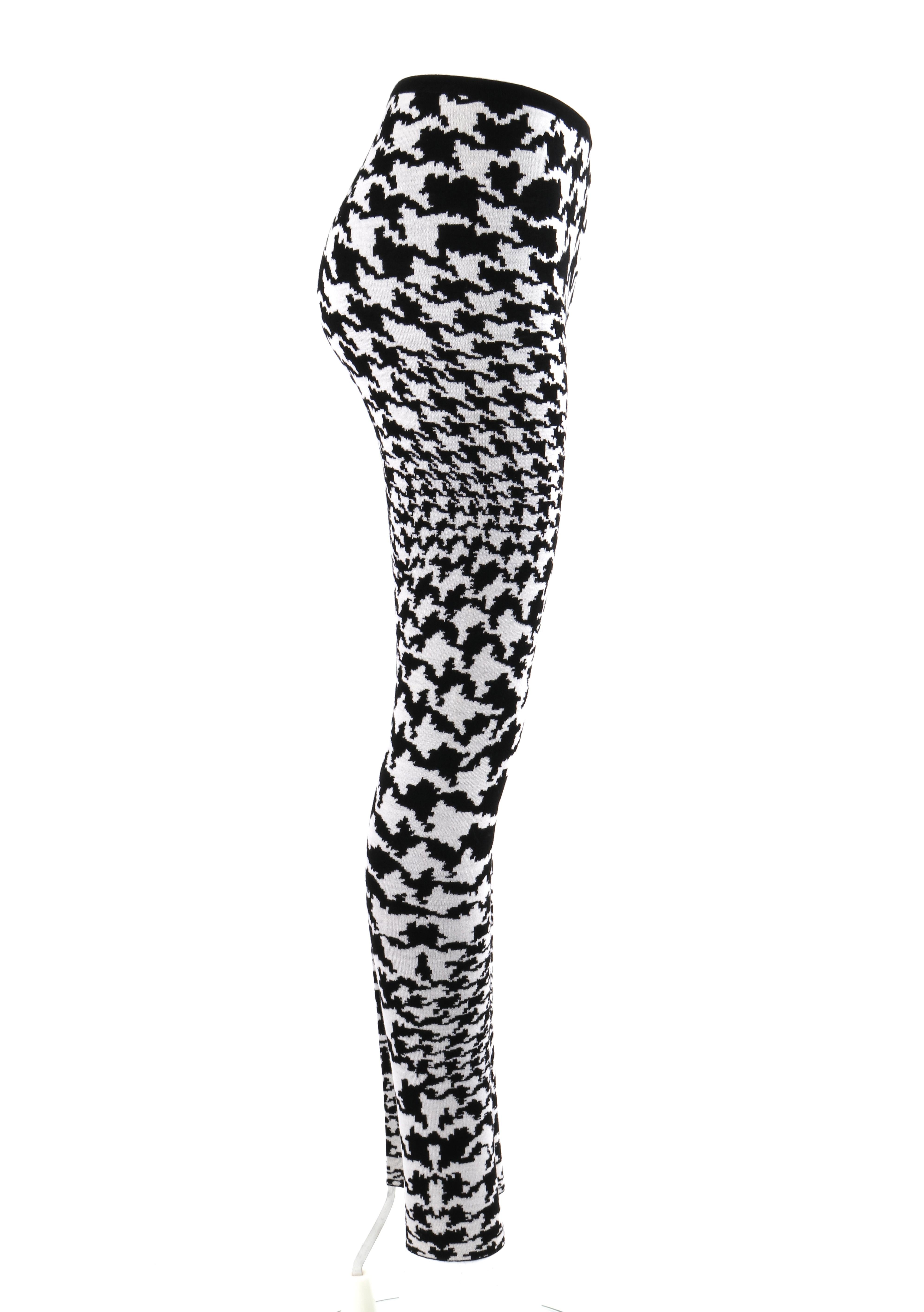 Noir ALEXANDER McQUEEN A/W 2009 The Horn Of Plenty - Pantalon legging en laine à dents de chien en vente