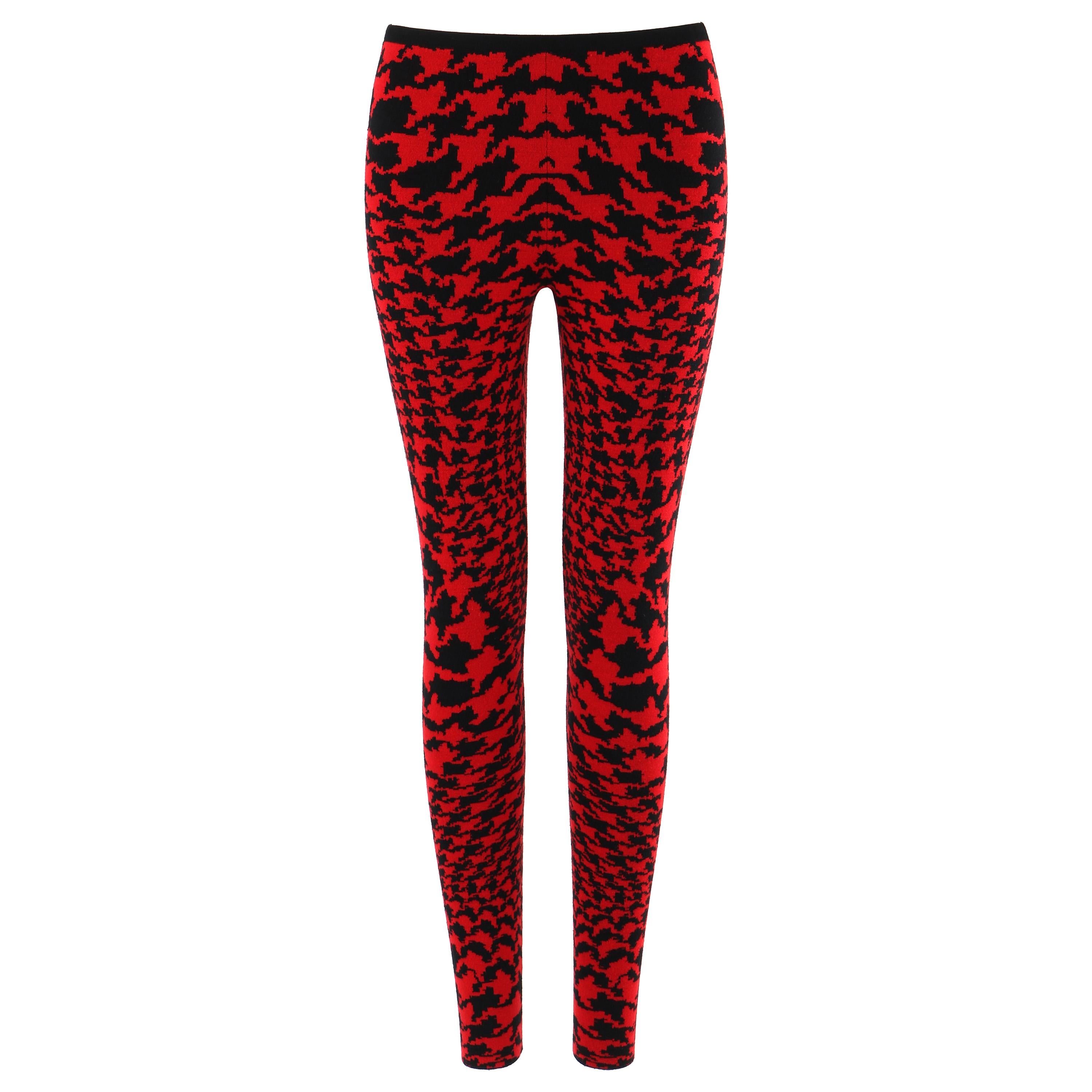 ALEXANDER McQUEEN A/W 2009 “The Horn Of Plenty” Red Houndstooth Knit Leggings XS For Sale