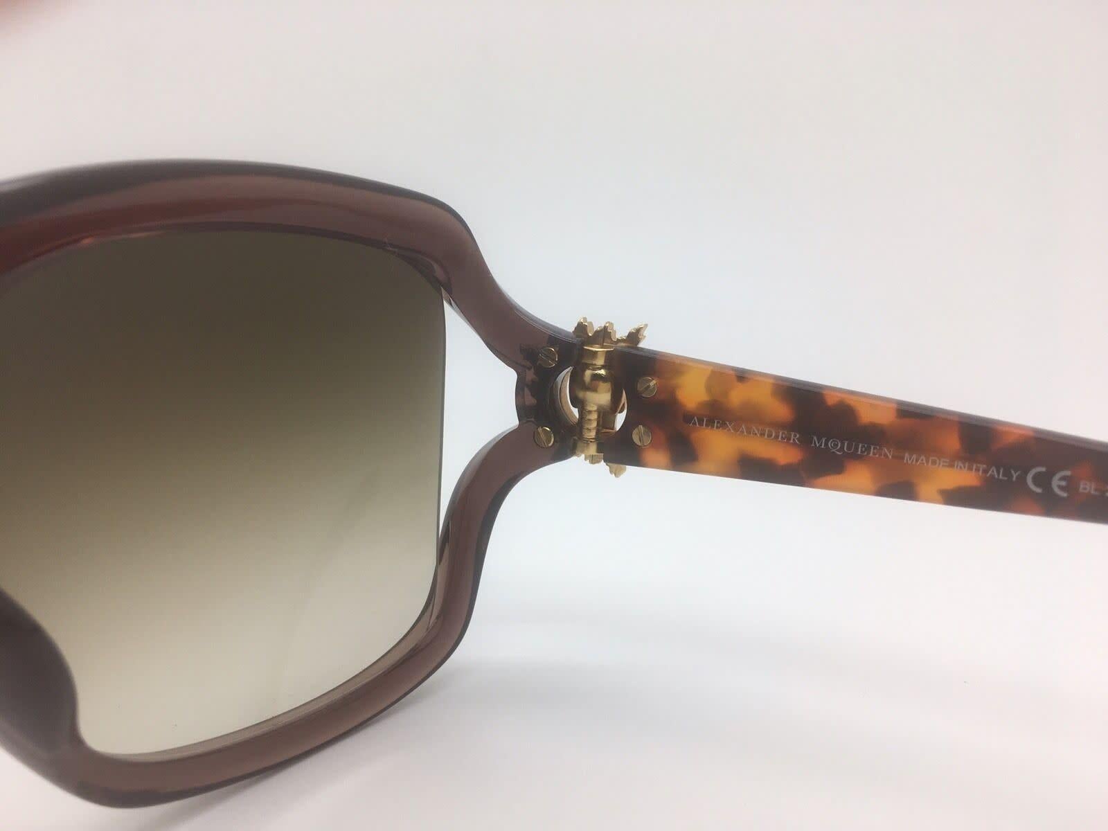 Alexander Mcqueen Amq Gold Tortoise Sunglasses In Good Condition For Sale In Montreal, Quebec