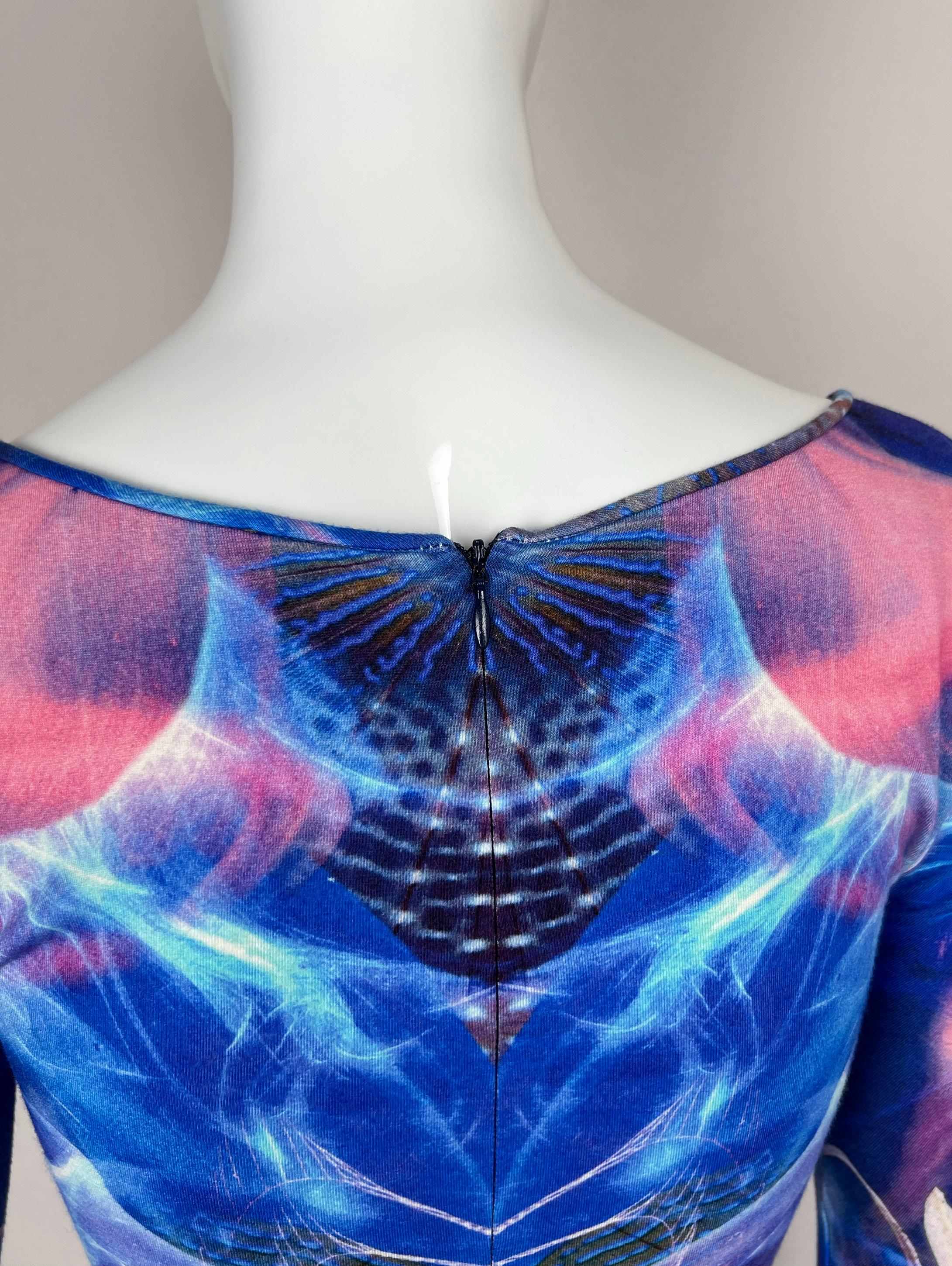 Alexander McQueen Vestido con estampado híbrido de alienígena acuático, Plato's Atlantis 2010 en venta 5