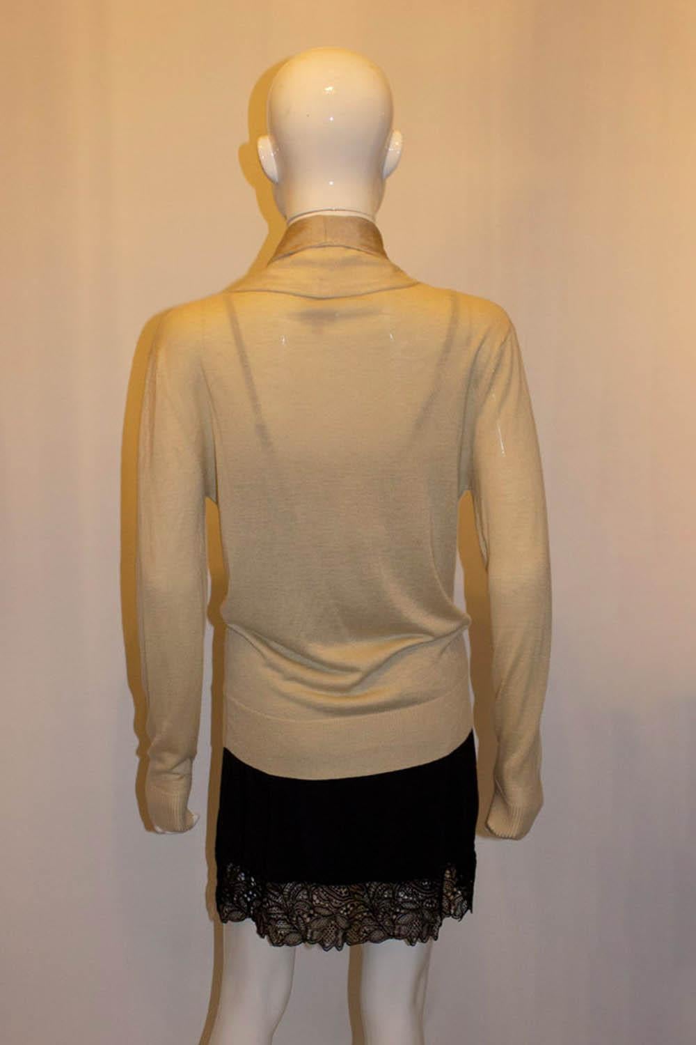 Alexander McQueen Bamboo and Cashmere Cardigan In Good Condition For Sale In London, GB
