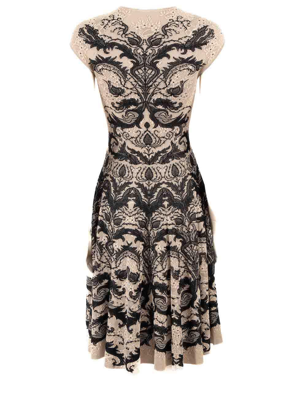Alexander McQueen Beige Knit Patterned Dress Size M In Excellent Condition In London, GB