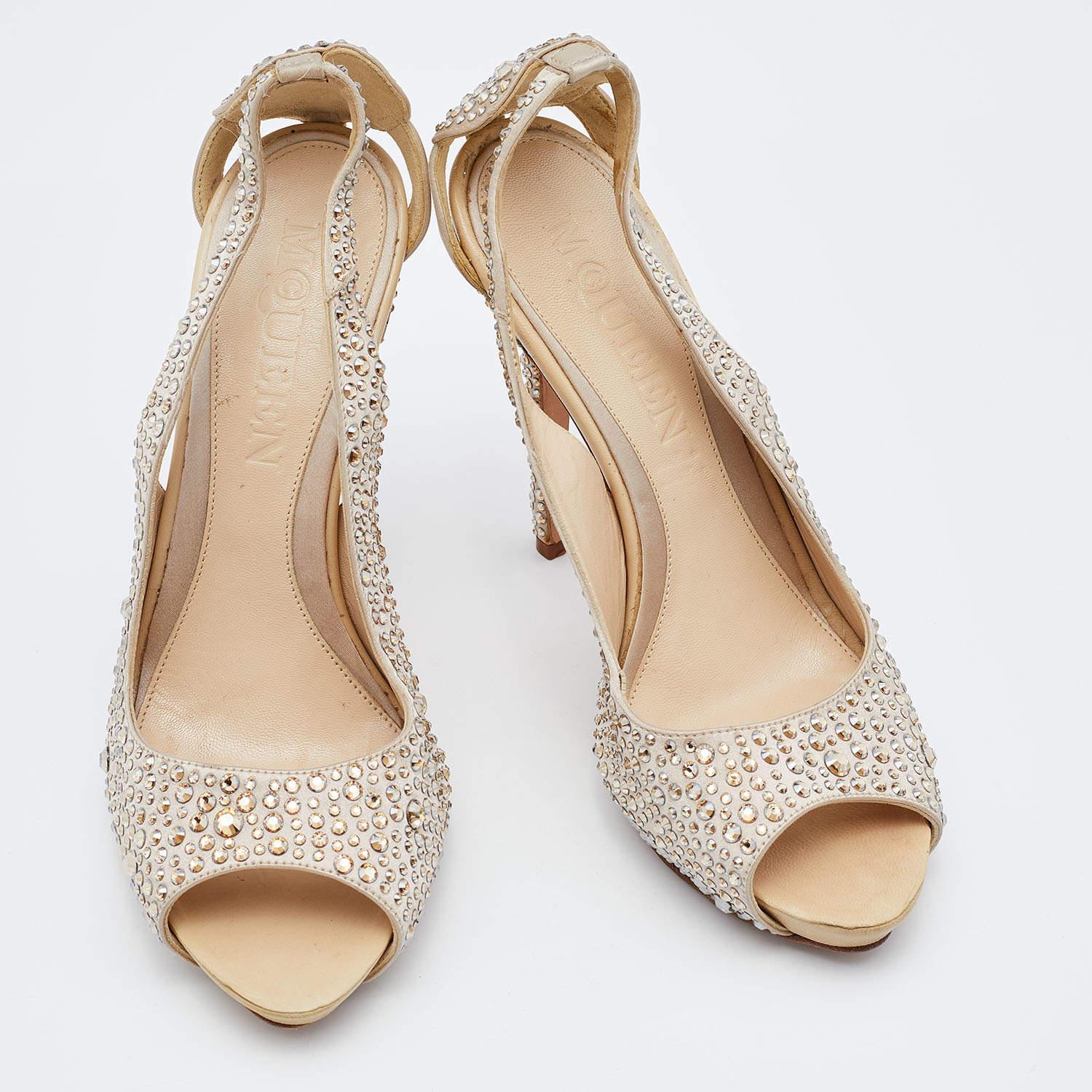 Women's Alexander McQueen Beige Satin Crystal Embellished Peep Toe Pumps Size 38.5 For Sale