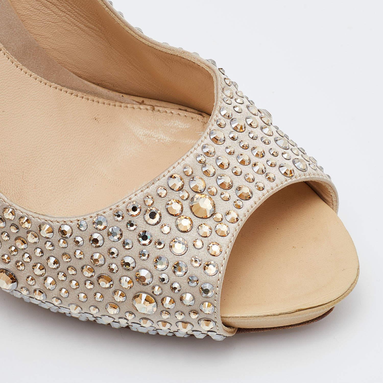 Alexander McQueen Beige Satin Crystal Embellished Peep Toe Pumps Size 38.5 For Sale 3