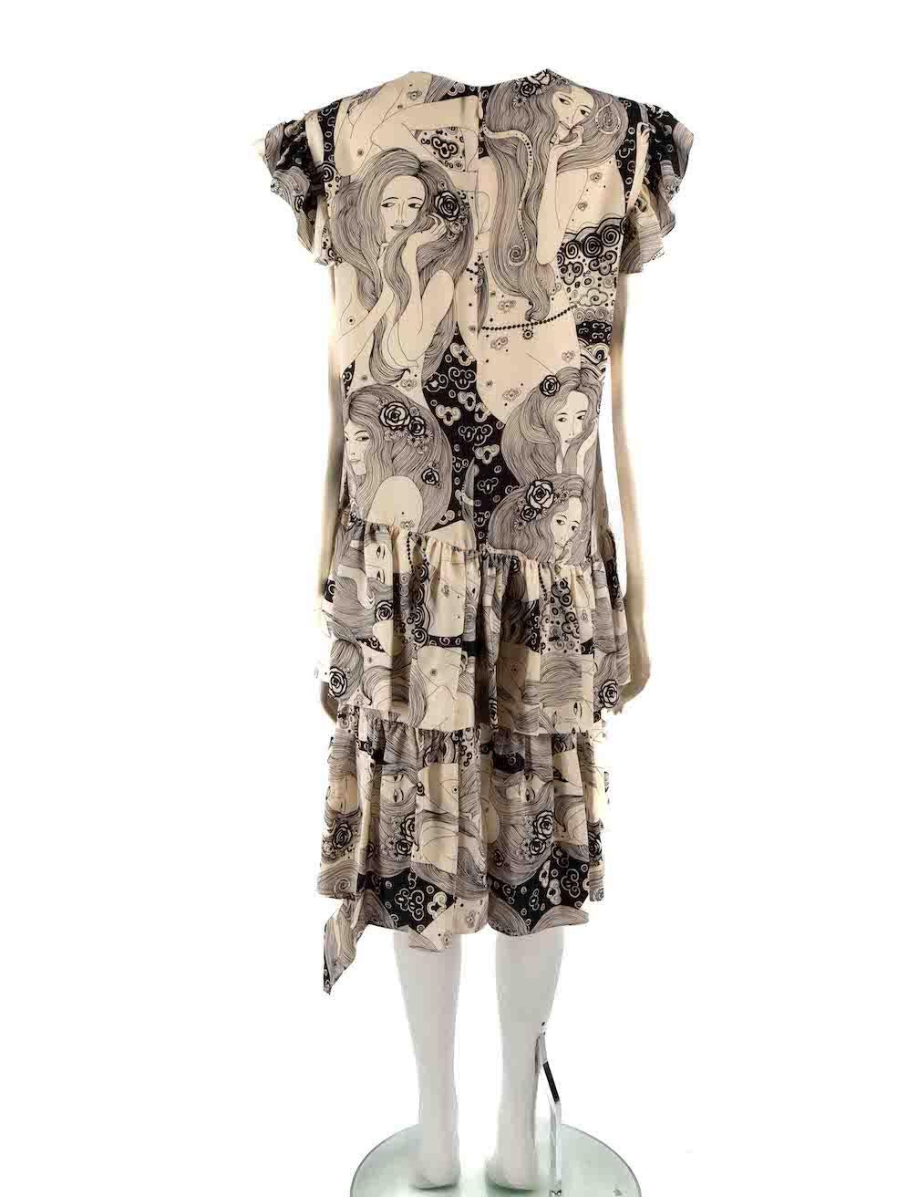 Alexander McQueen Beige Seide Eve bedrucktes Kleid mit Rüschen-Akzent Größe L im Zustand „Hervorragend“ im Angebot in London, GB
