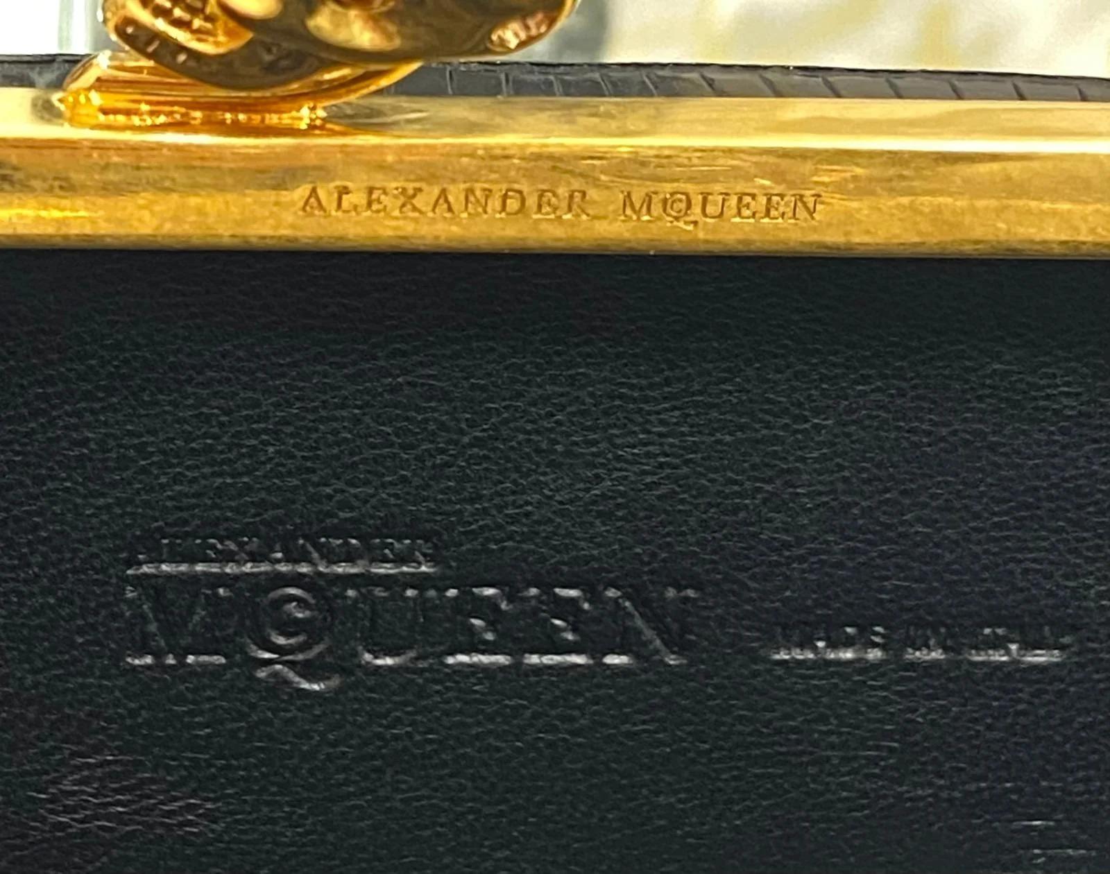 Alexander McQueen - Pochette en peau de lézard bicolore en vente 6