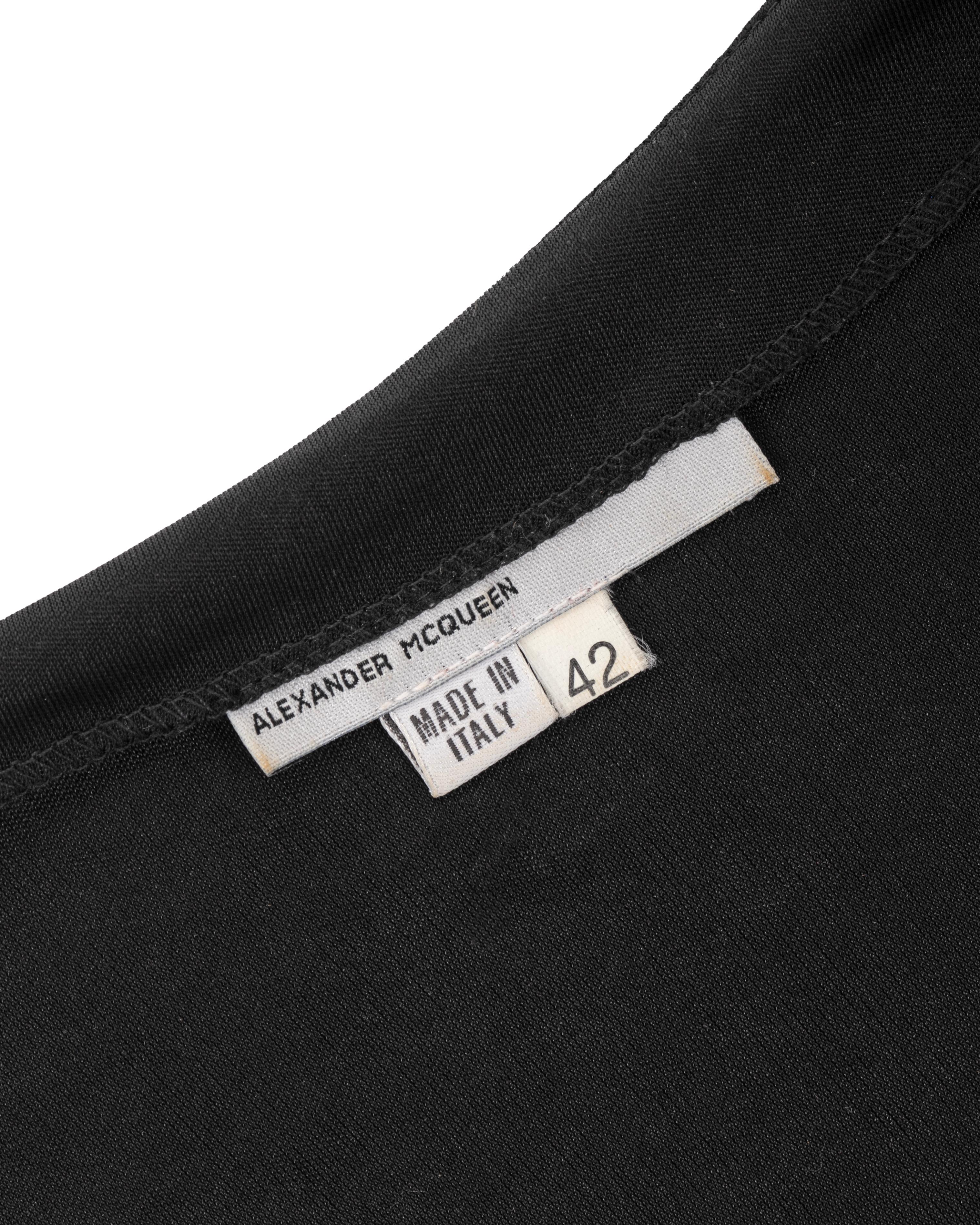 Alexander McQueen, robe en jersey d'acétate noir avec empiècement en maille nude, ss 1996 en vente 7