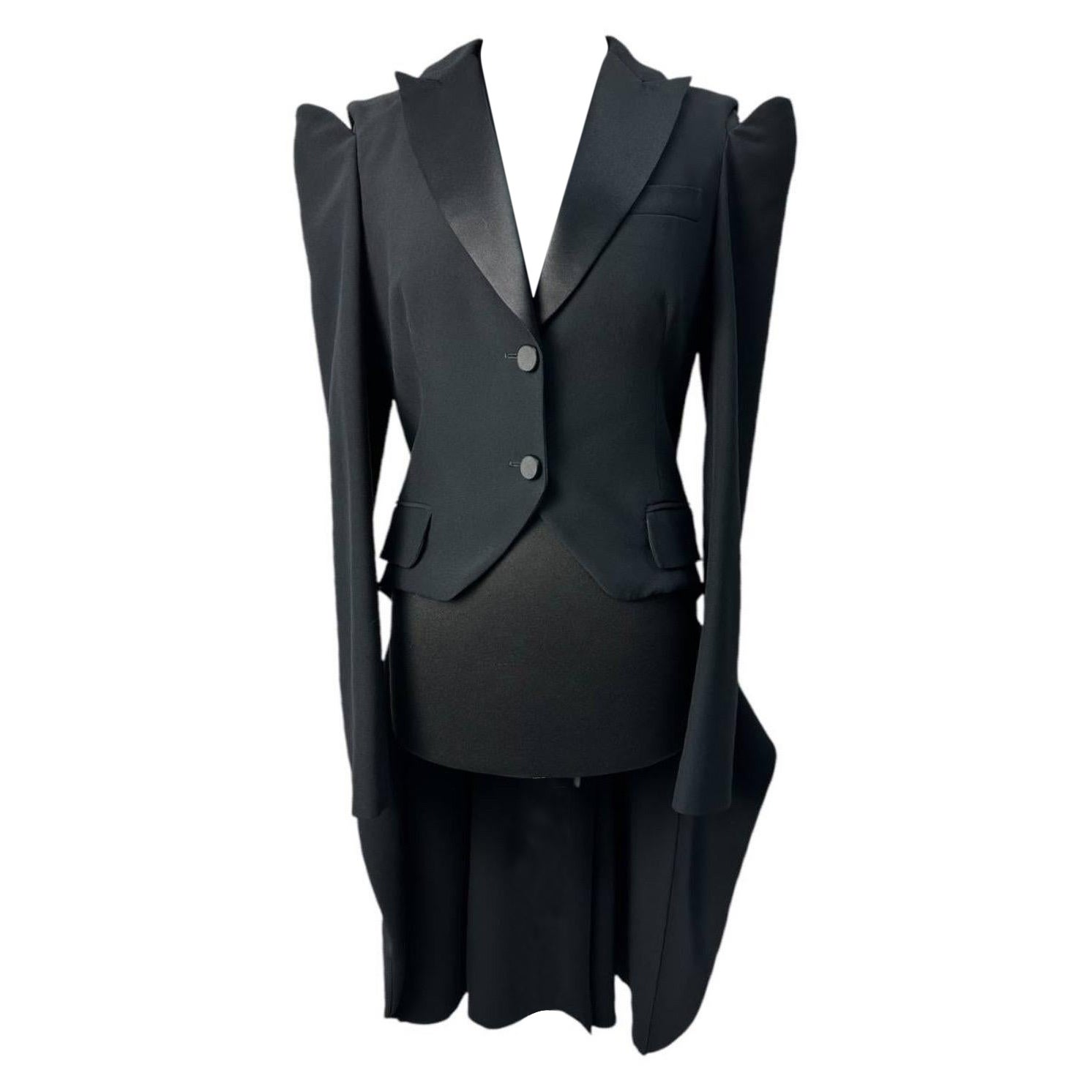 Alexander McQueen Schwarz Asymmetrischer Saum Blazer Sz.42 im Angebot