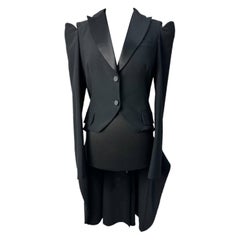 Alexander McQueen Schwarz Asymmetrischer Saum Blazer Sz.42
