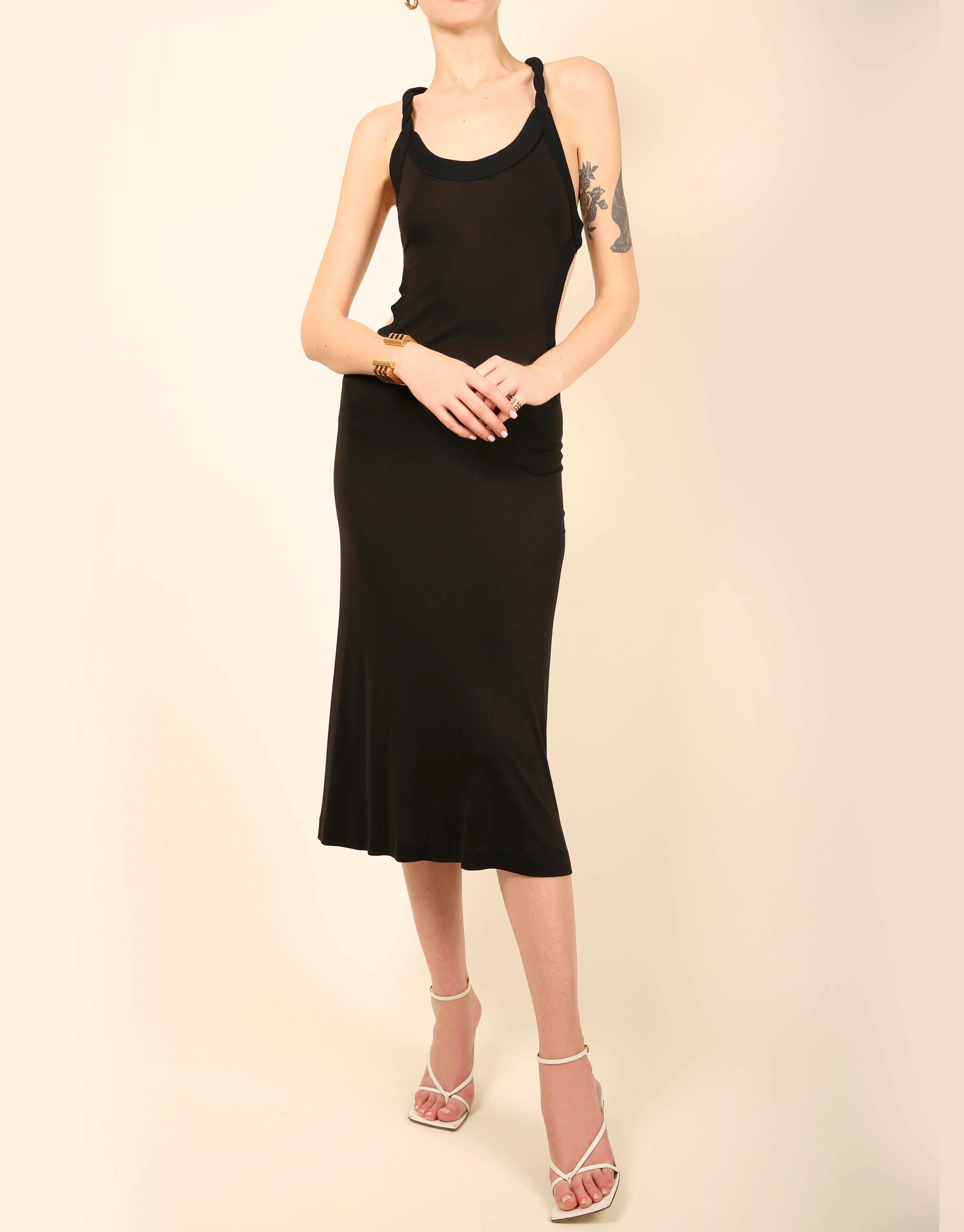 Alexander McQueen black backless stretch midi cut out dress In Good Condition For Sale In Paris, FR