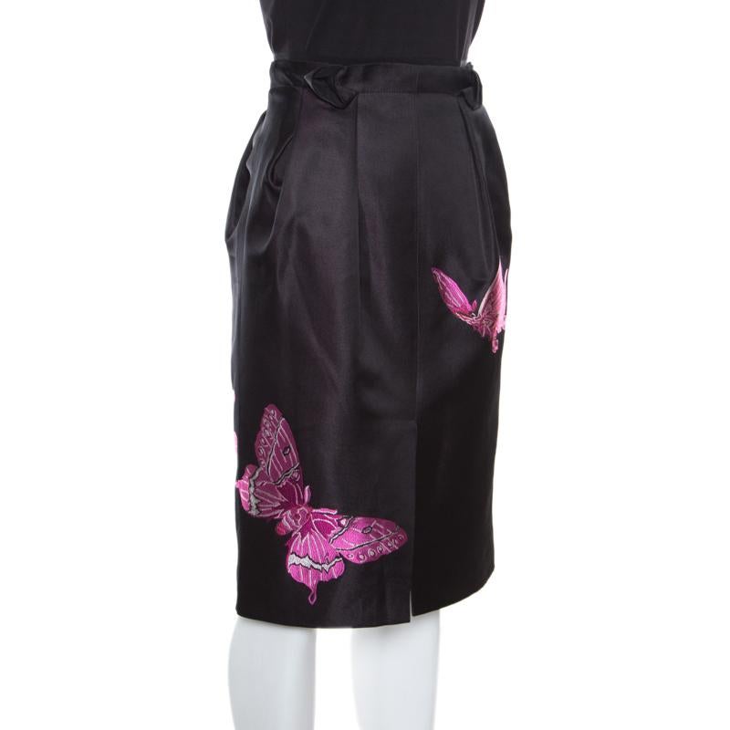 Alexander McQueen Black Butterfly Motif Detail Silk Pencil Skirt M In Excellent Condition In Dubai, Al Qouz 2