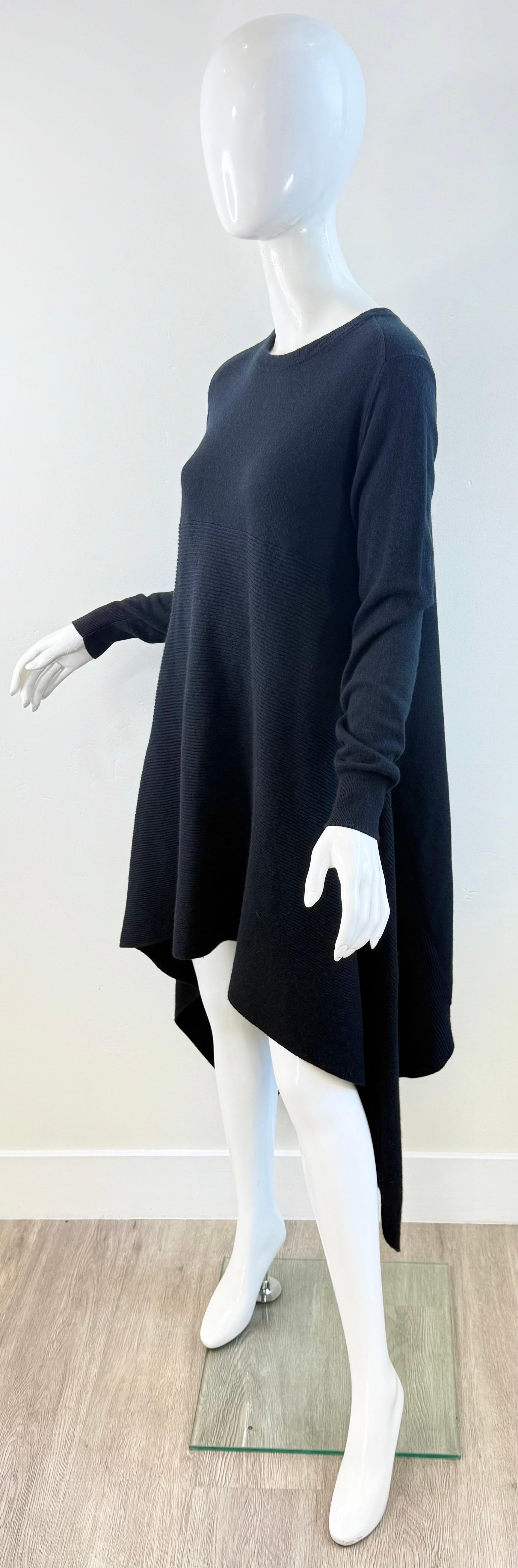 Alexander McQueen Schwarzes Pulloverkleid mit asymmetrischem Saum aus Kaschmir- und Wollmischung 2000s im Angebot 13