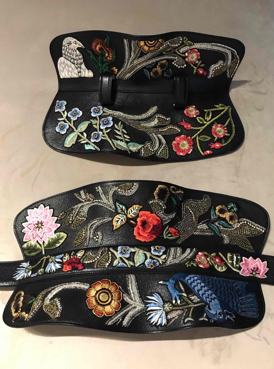 ALEXANDER MCQUEEN

Black Leather Belt with Floral Embroidery

Size EU 40 - S/M
Content: 100% leather

Made in Italy  
Pre-owned. Great condition!


       PLEASE VISIT OUR STORE FOR MORE GREAT ITEMS