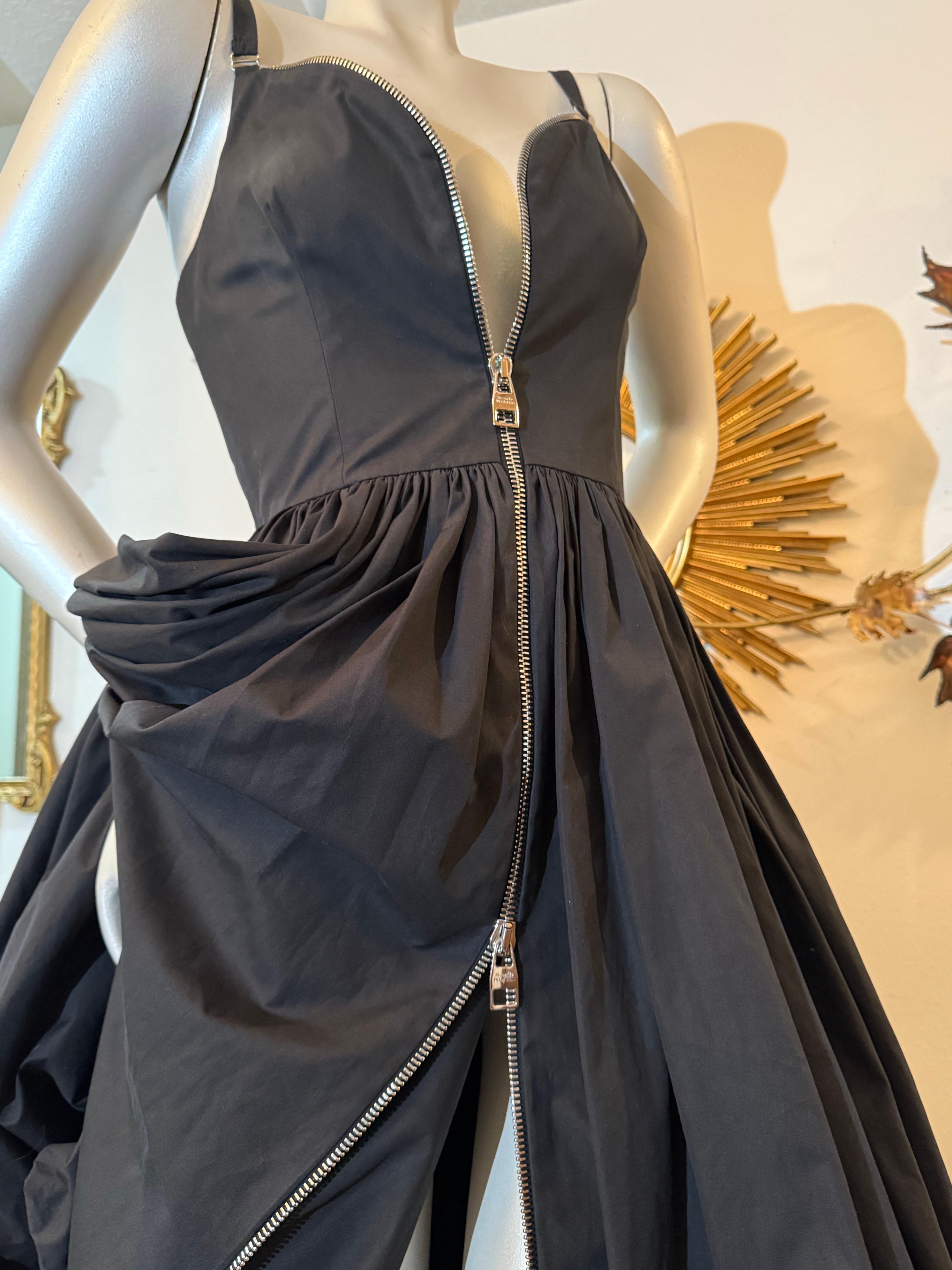 Alexander McQueen Black Cotton Full Skirt Bubble Hem Dress w Full Length Zipper For Sale 2