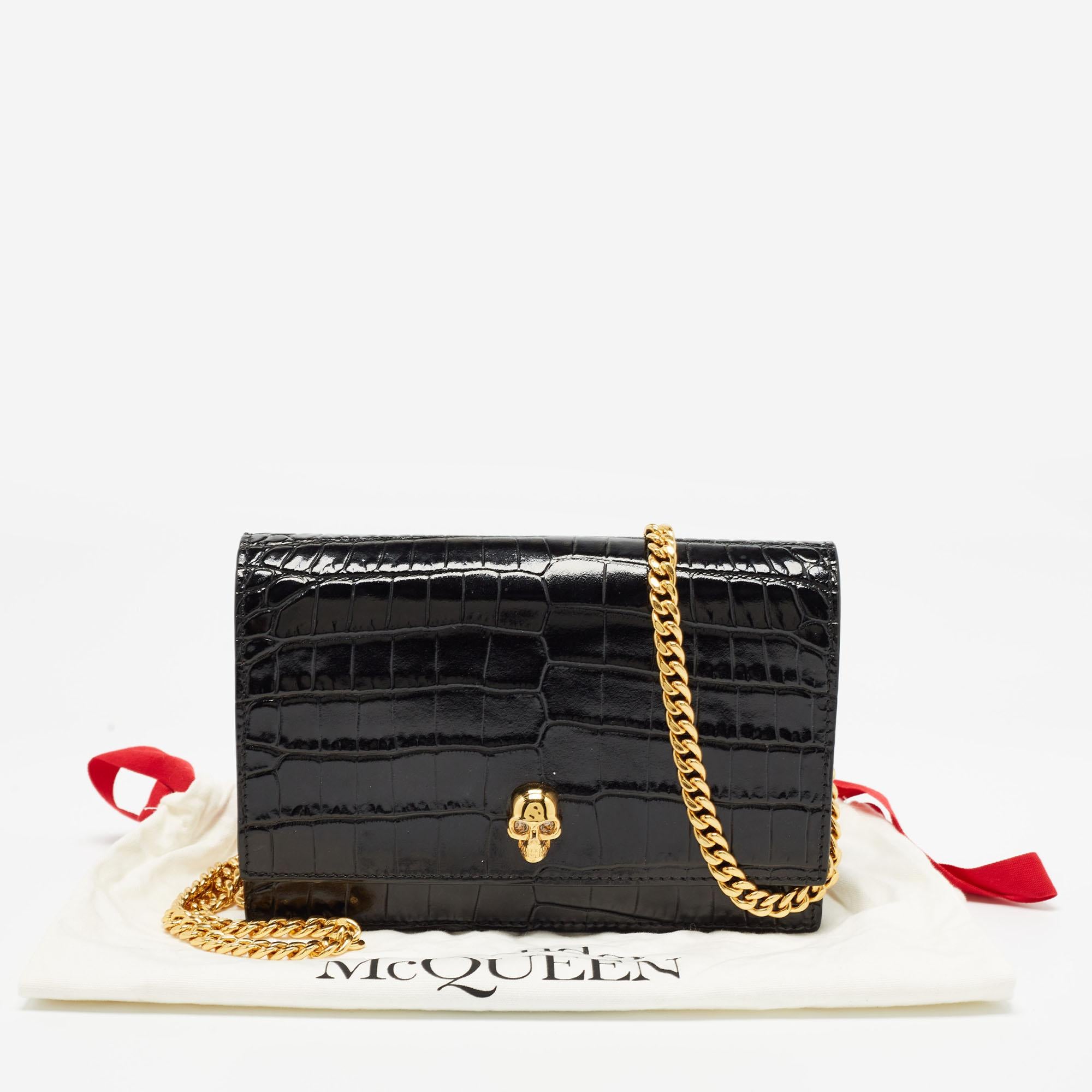 Alexander McQueen Black Croc Embossed Leather Skull Chain Clutch For Sale 9