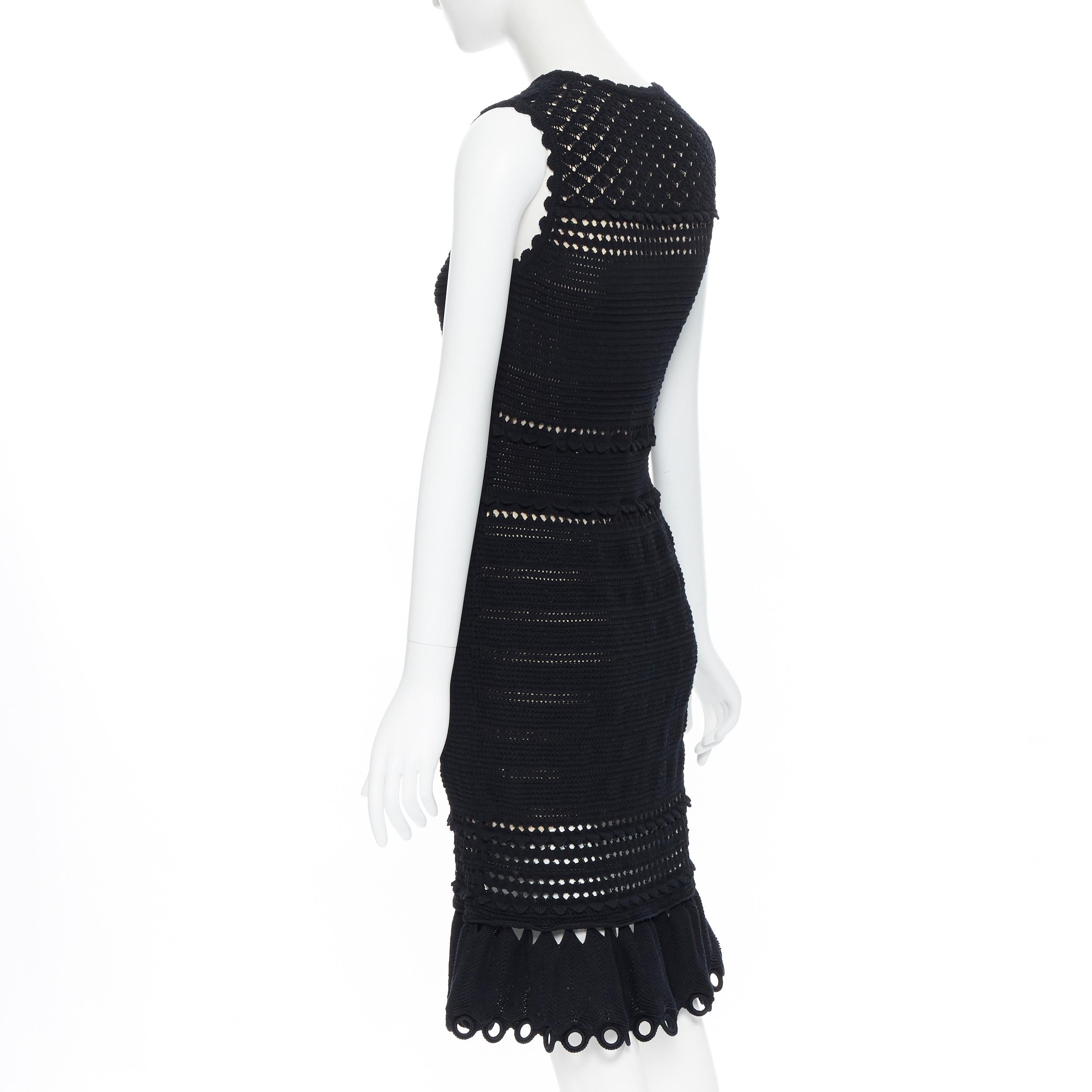 ALEXANDER MCQUEEN black crochet knit eyelet flared hem midi cocktail dress M In Excellent Condition In Hong Kong, NT