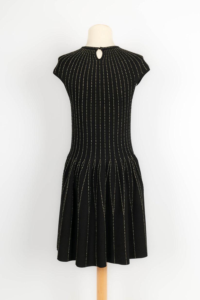 Alexander Mcqueen Black Dress with Gold Lurex Threads In Excellent Condition In SAINT-OUEN-SUR-SEINE, FR