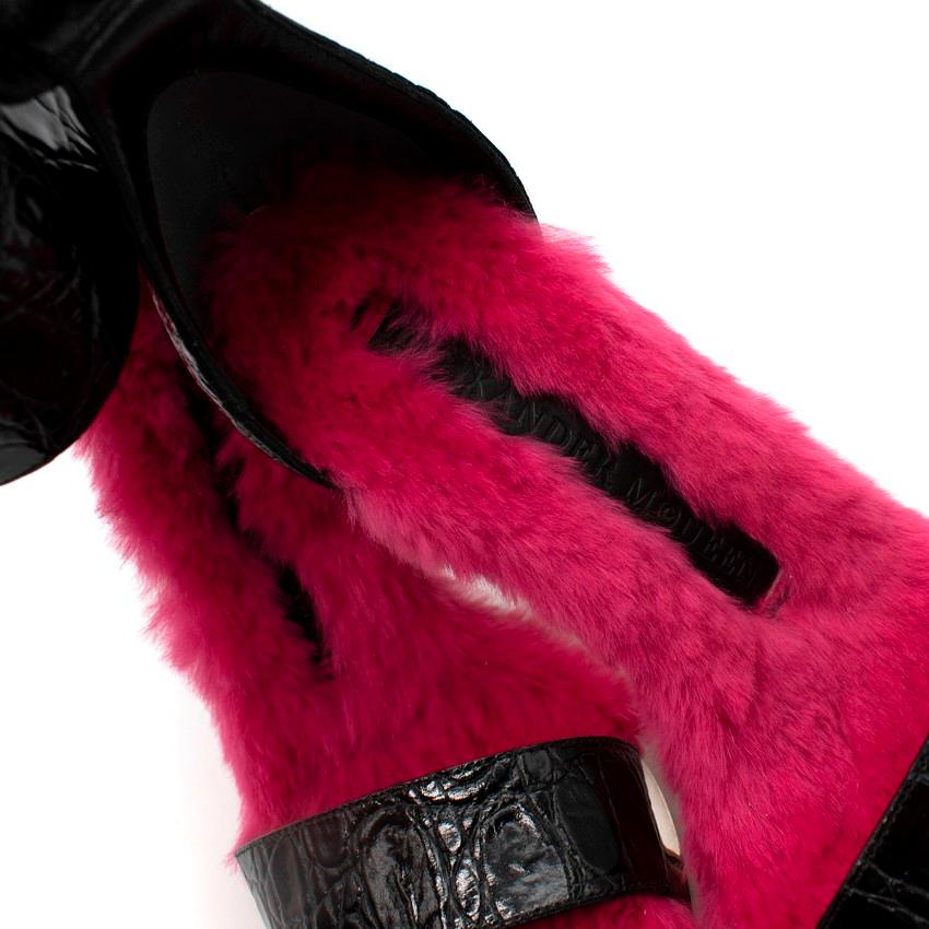 Red Alexander McQueen Black Embossed Croc Pink Fur Lined Heeled Sandals - US 6.5