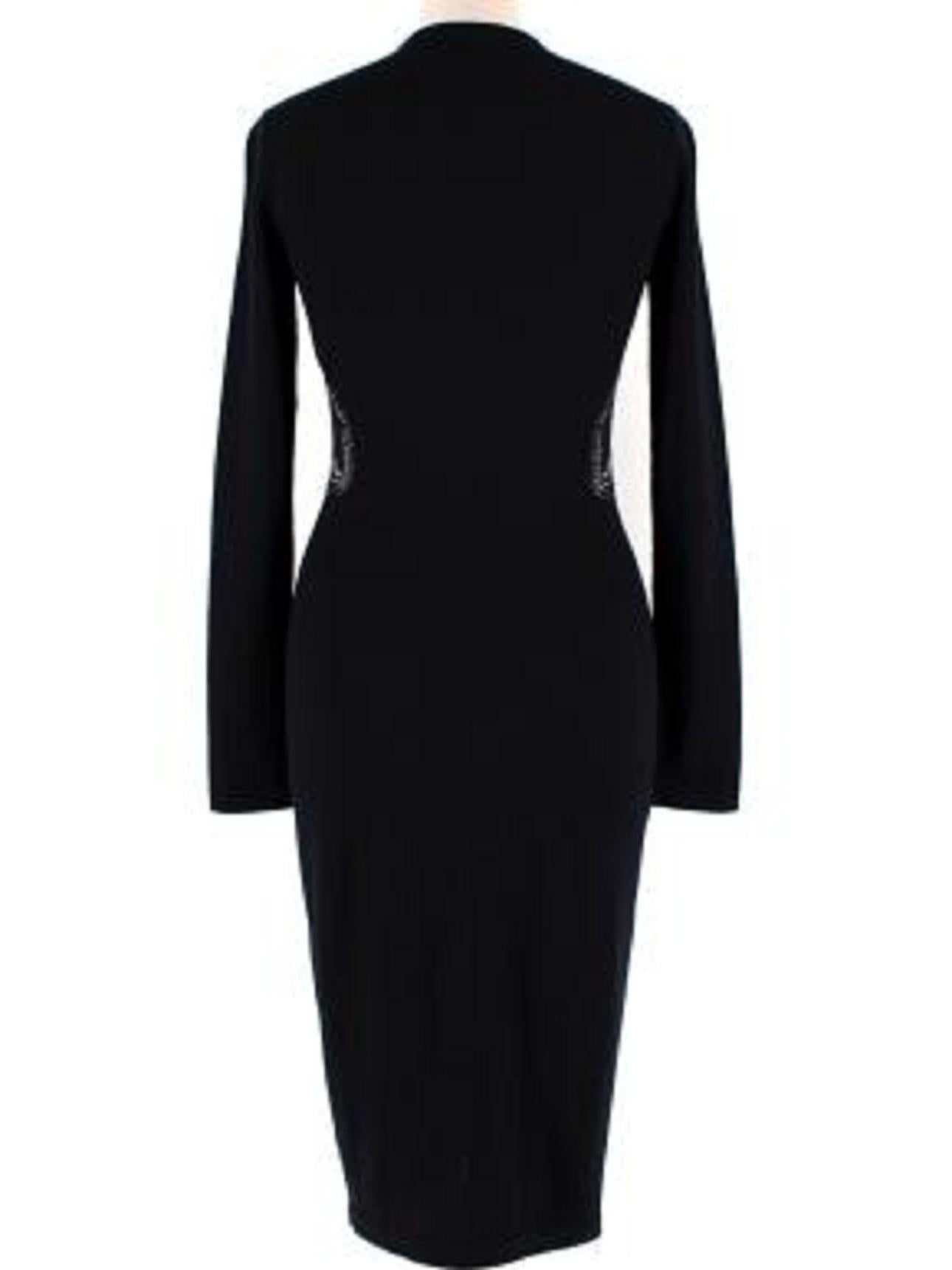 Alexander McQueen Black Fitted Knitted Dress In Excellent Condition For Sale In London, GB