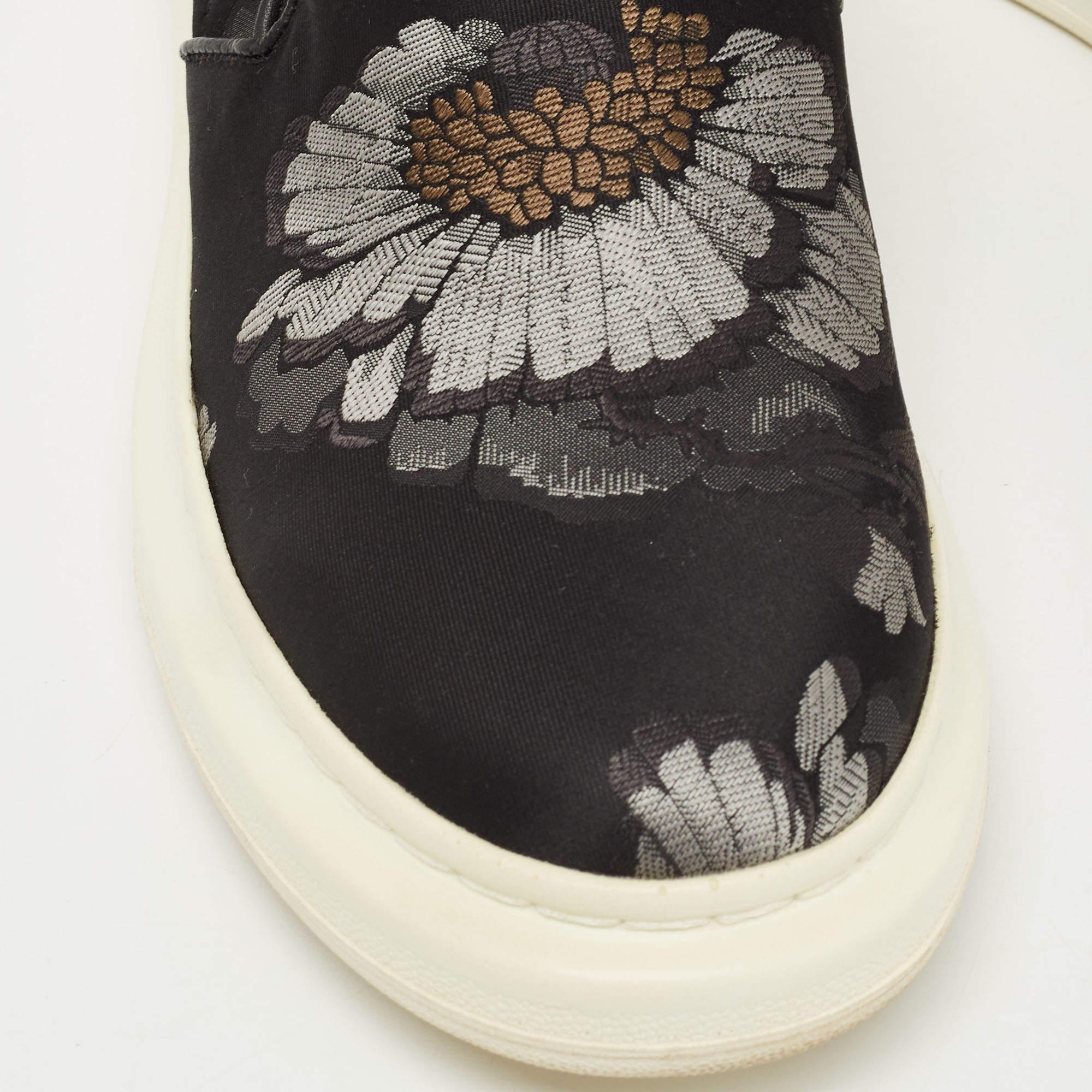 Alexander McQueen Black Floral Brocade Fabric Slip On Sneakers Size 40 2