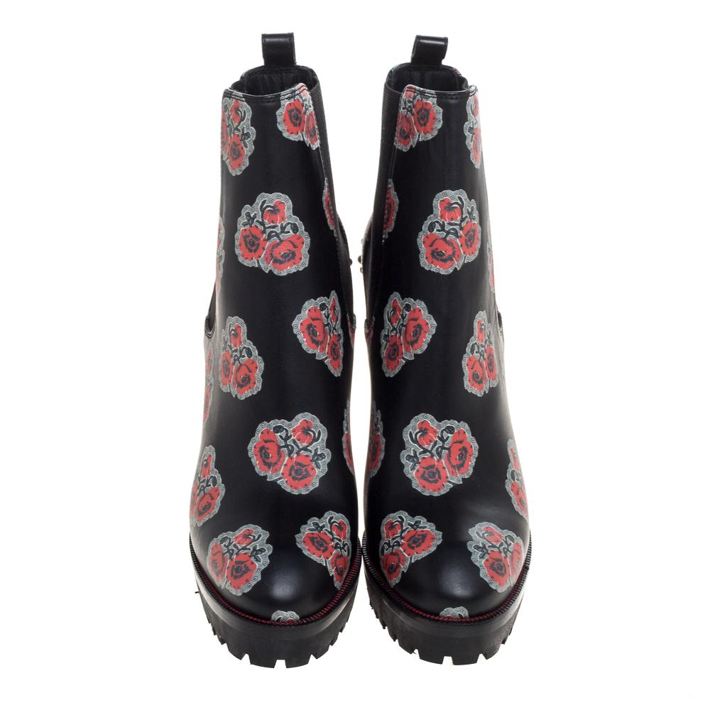 Celebrating the fusion of fine craftsmanship and luxury fashion, these Alexander McQueen Chelsea boots are absolutely worth the splurge. They are laceless and so well-crafted with floral-printed leather. The boots are detailed with studs on the