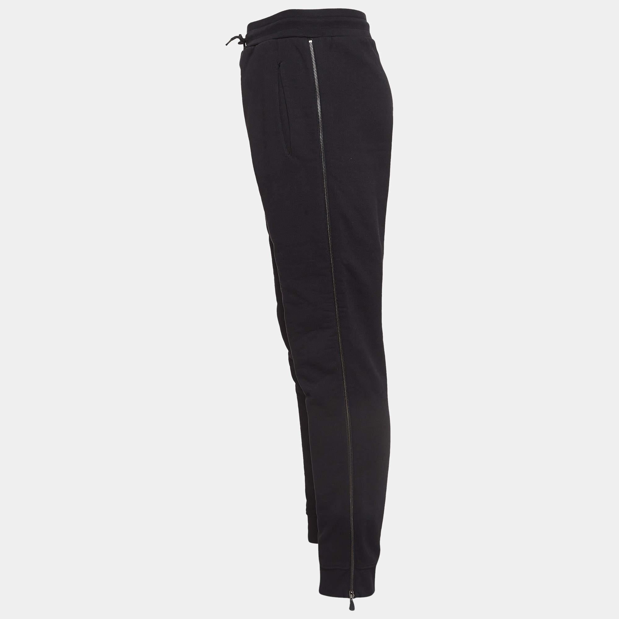 Impeccably tailored pants are a staple in a well curated wardrobe. These designer joggers are finely sewn to give you the desired look and all day comfort.