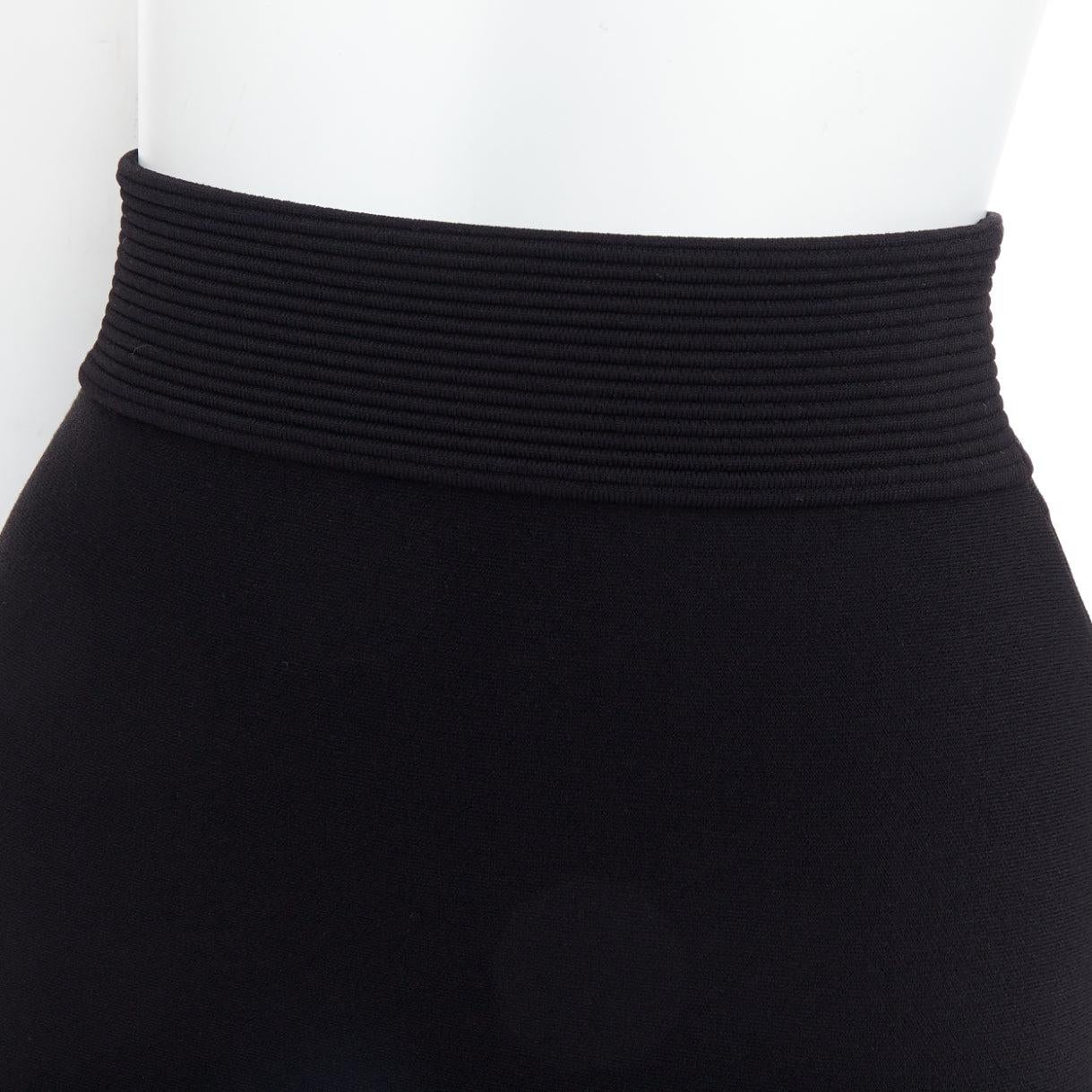 ALEXANDER MCQUEEN black jacquard knit scallop hem pencil skirt XS For Sale 2