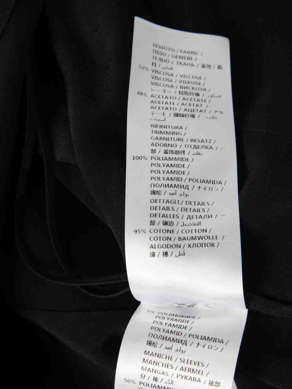 Alexander McQueen Robe longue à manches en dentelle noire Taille L en vente 1