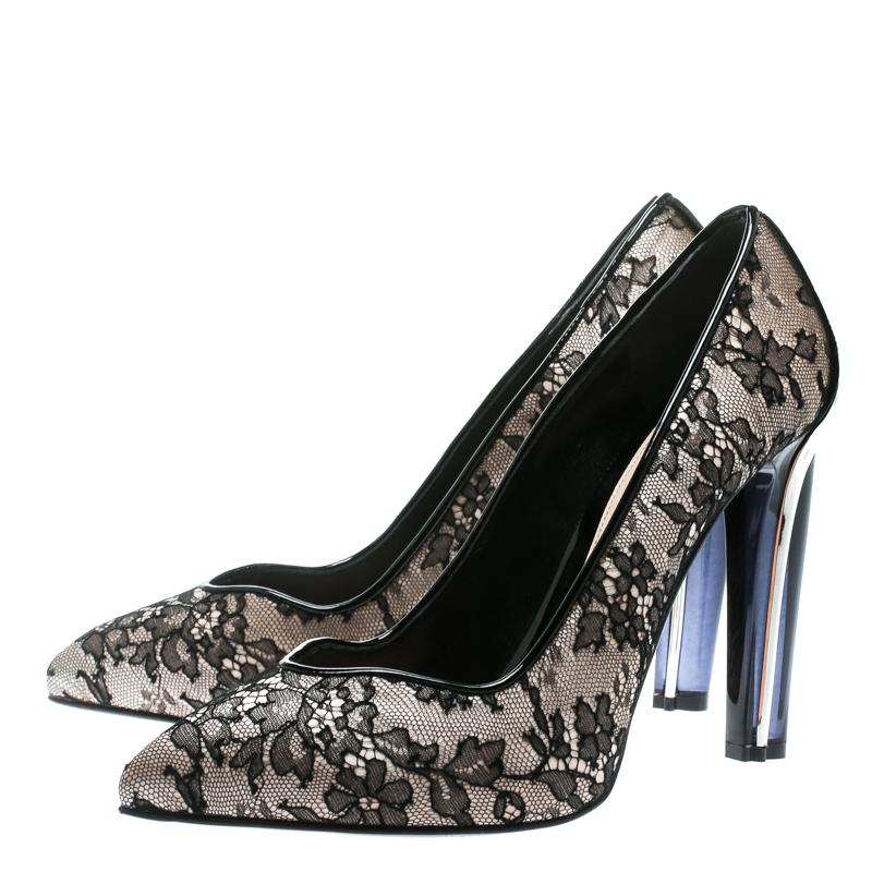 Alexander McQueen Black Lace With Blush Pink Satin Pointed Toe Pumps Size 38.5 3