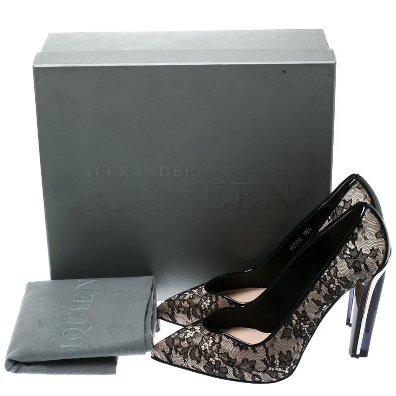 Alexander McQueen Black Lace With Blush Pink Satin Pointed Toe Pumps Size 38.5 4