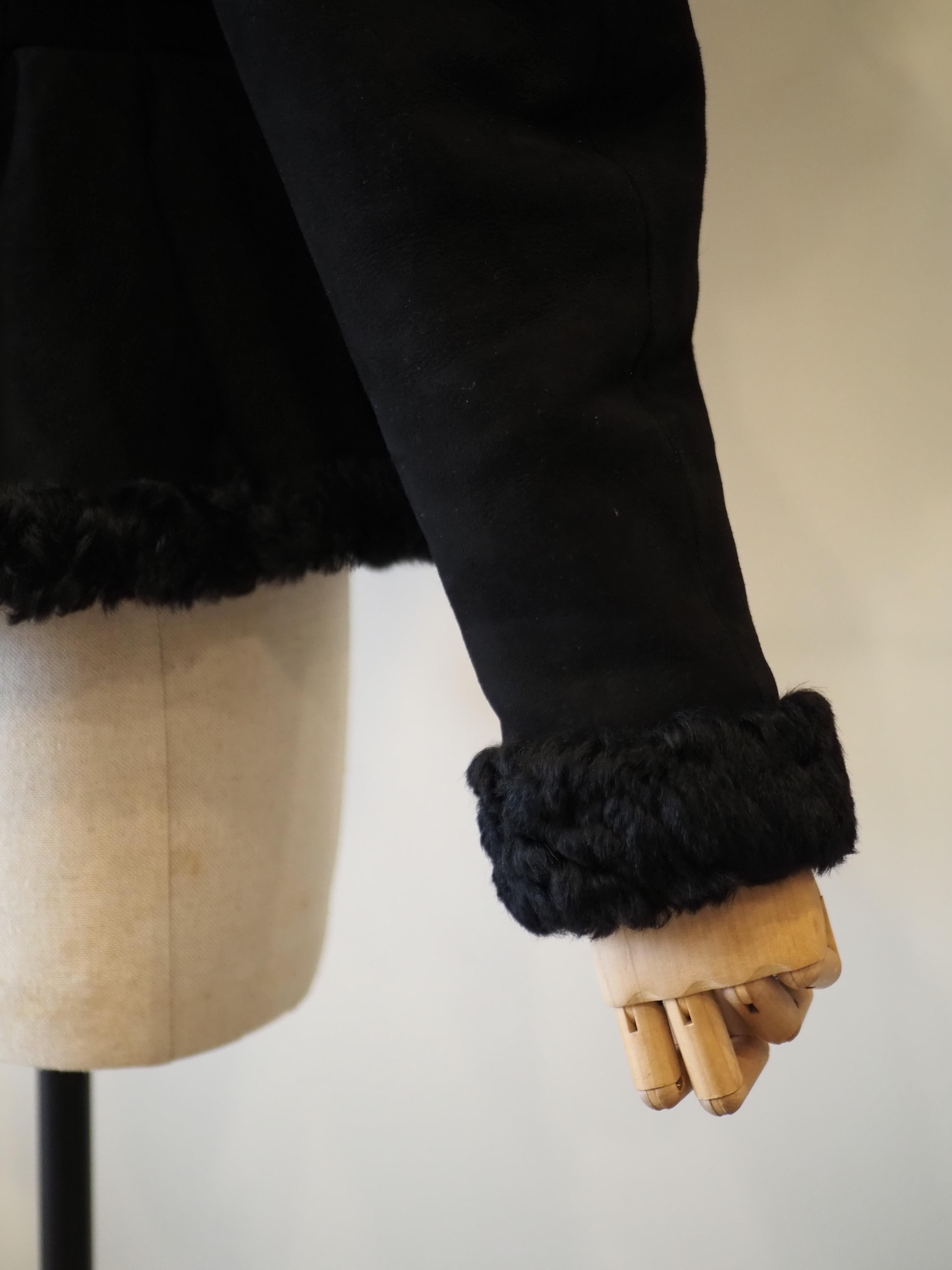 Alexander McQueen Schwarze Jacke aus Lammfell 6