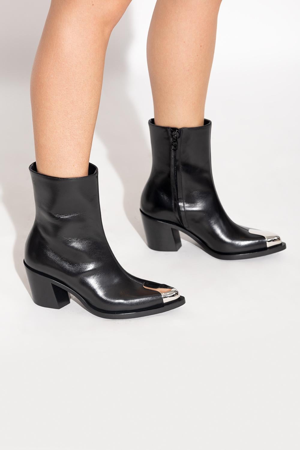ALEXANDER MCQUEEN black leather 2022 BOXCAR Ankle Boots Shoes 40 For Sale 3
