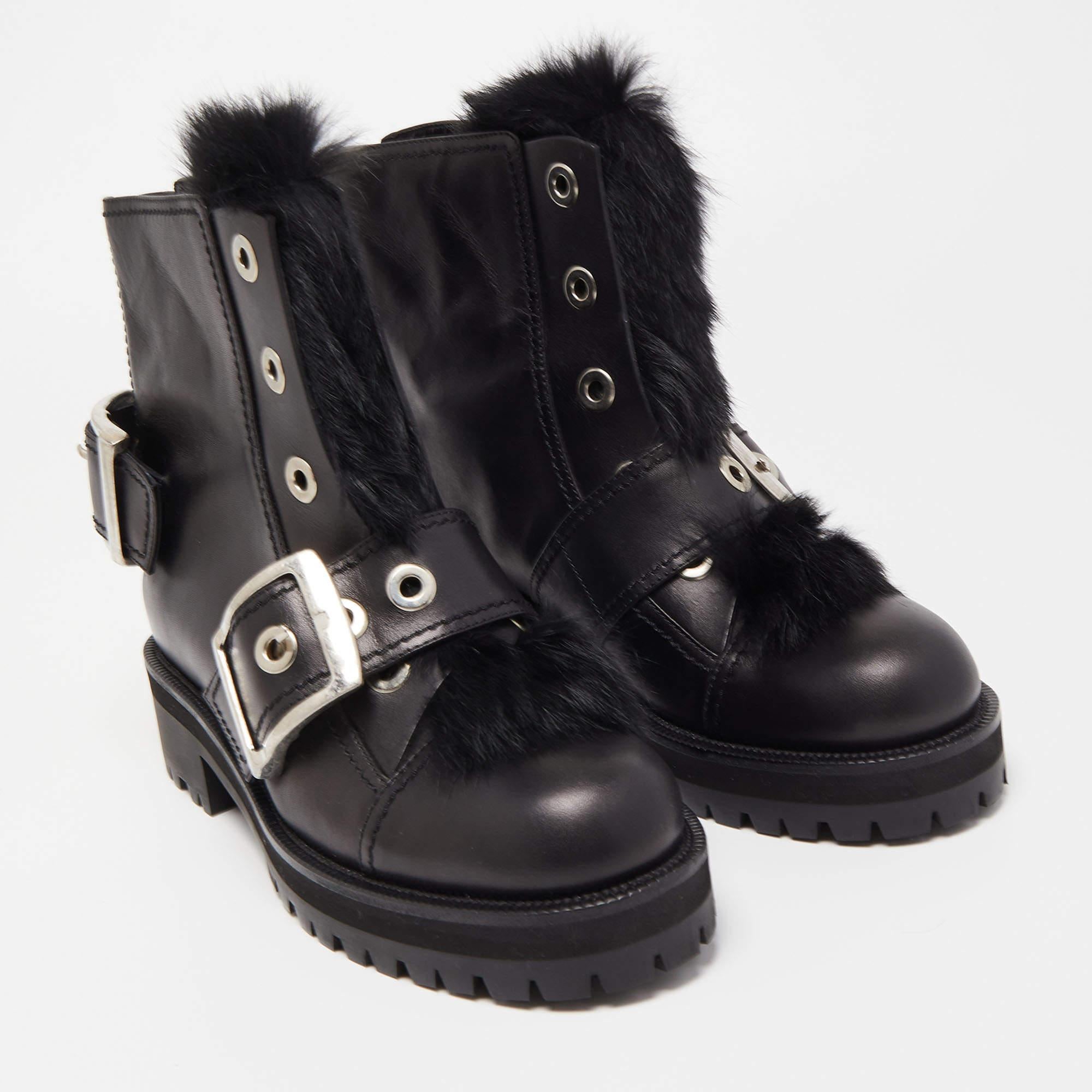 Women's Alexander McQueen Black Leather and Fur Buckle Detail Ankle Boots 