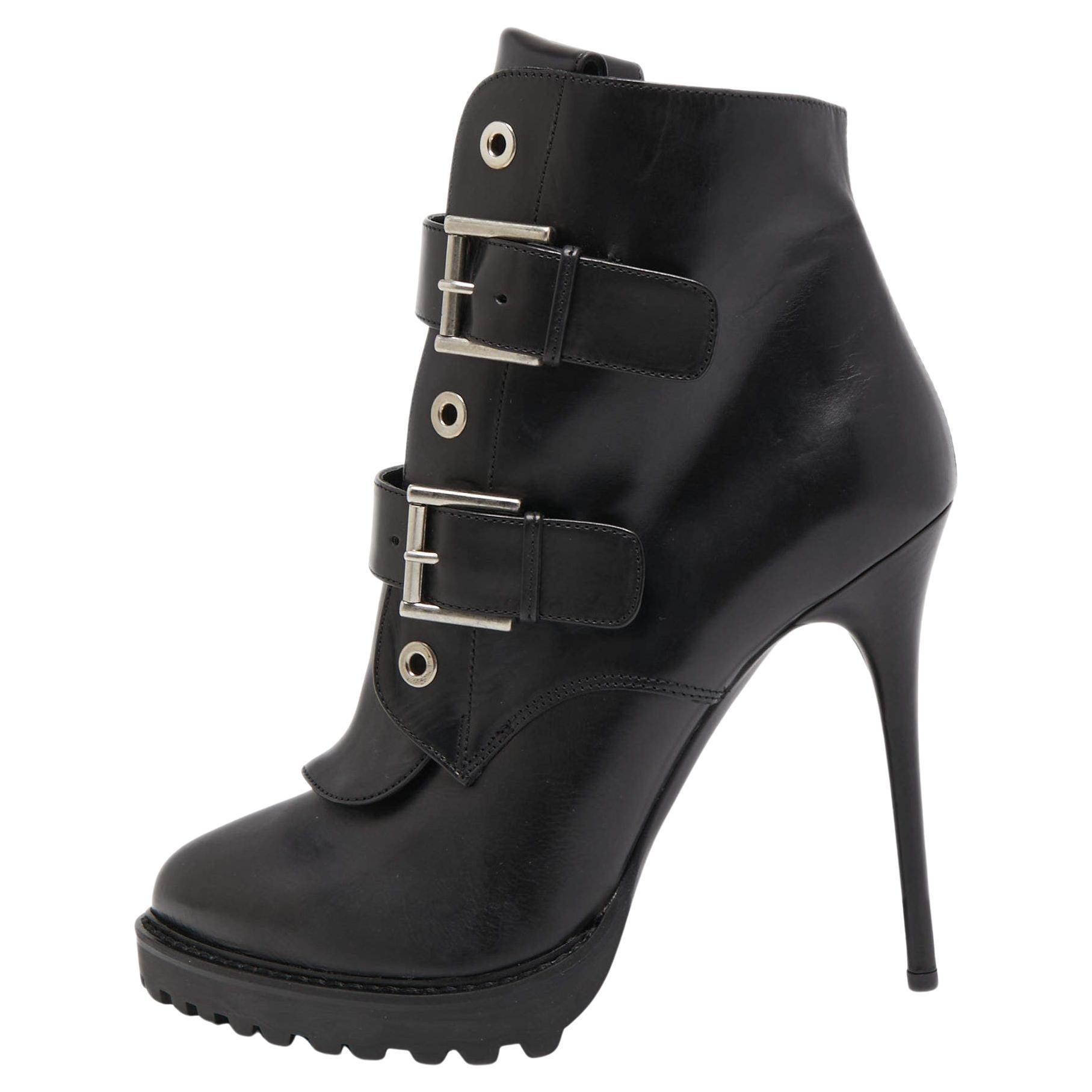 Alexander McQueen Black Leather Buckle Detail Boots Size 40
