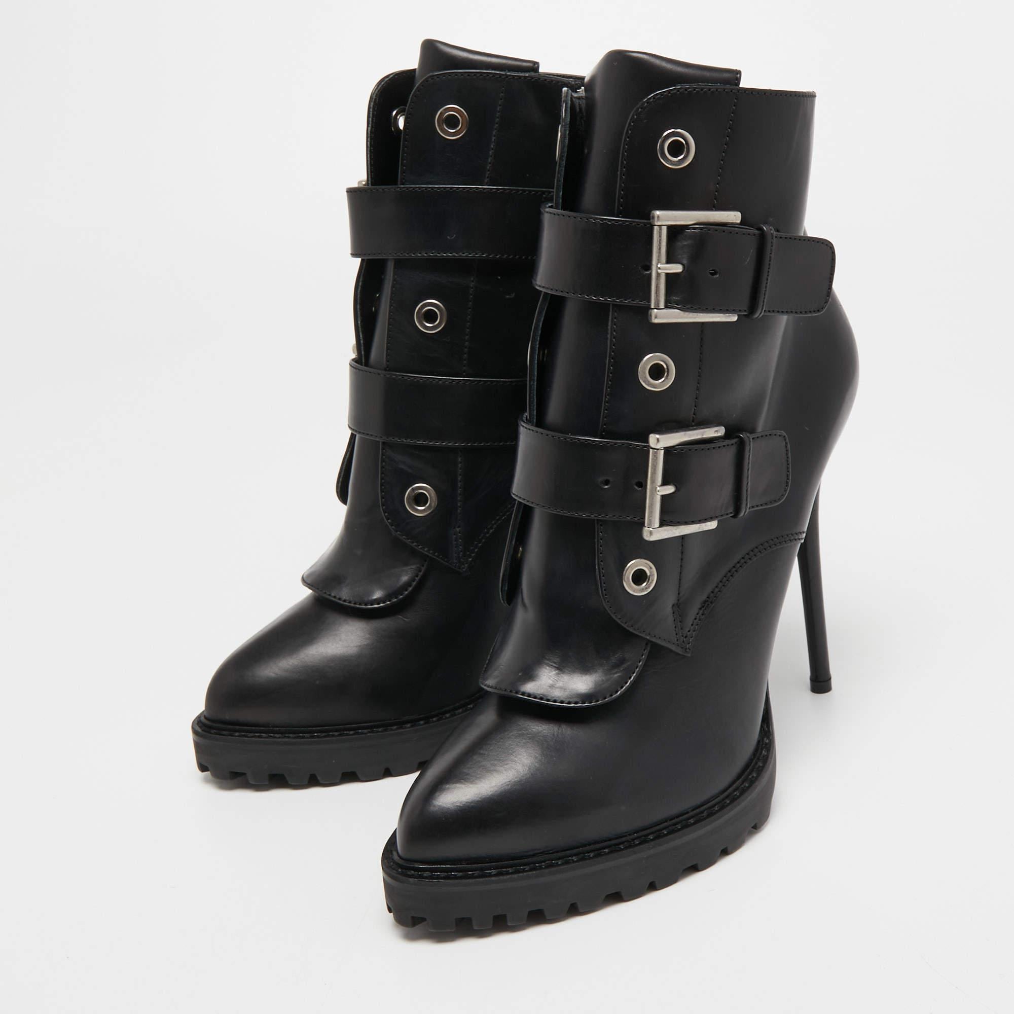Women's Alexander McQueen Black Leather Buckle Detail Platform Boots Size 40