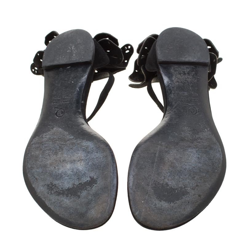 Women's Alexander McQueen Black Leather Butterfly Detail Flat Sandals Size 36