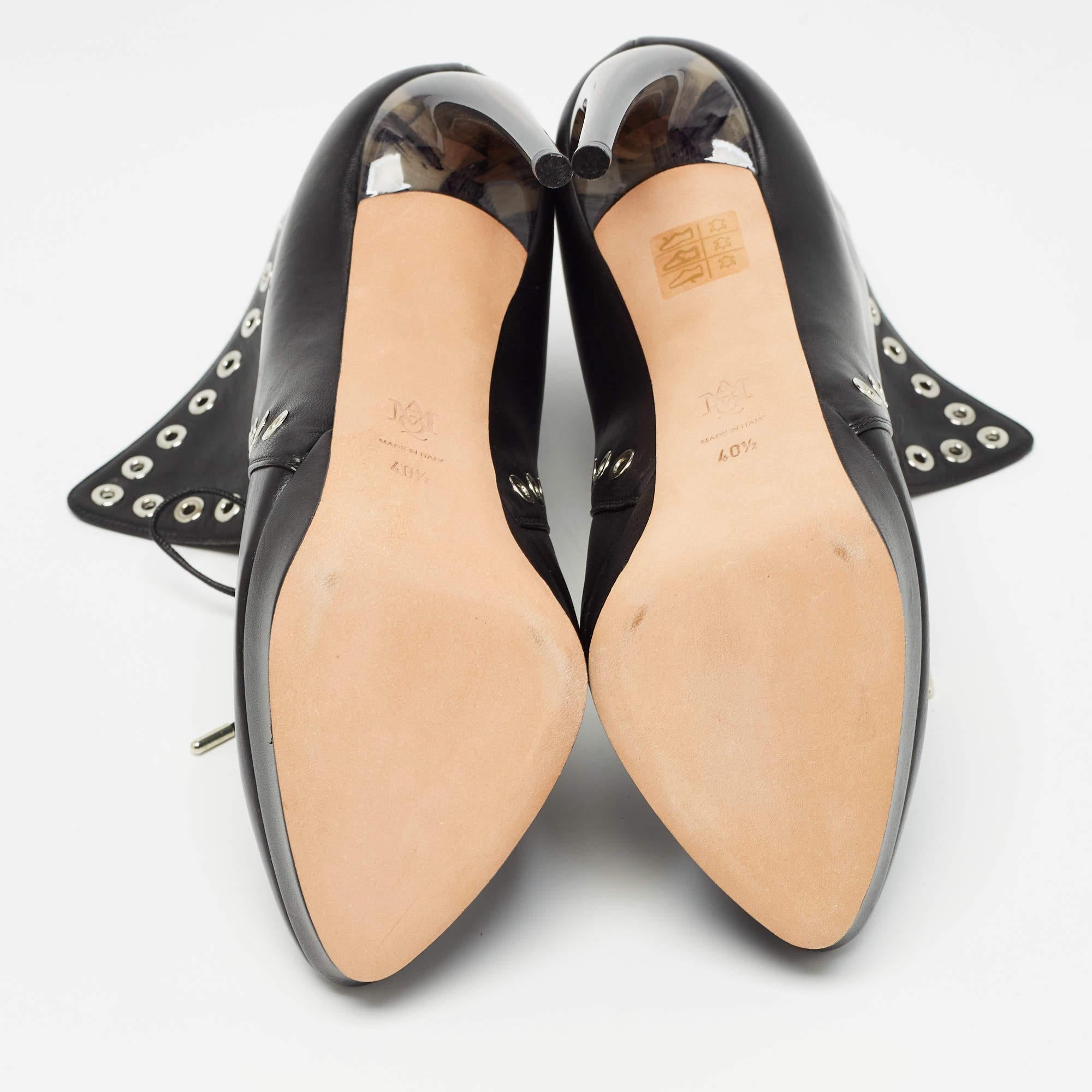 Alexander McQueen Black Leather Eyelet Curve Heel Platform Ankle Boots Size 40.5 2