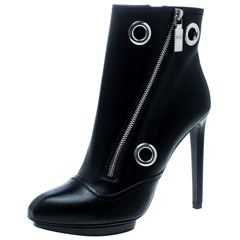 Alexander McQueen Black Leather Eyelet Detail Ankle Boots Size 40