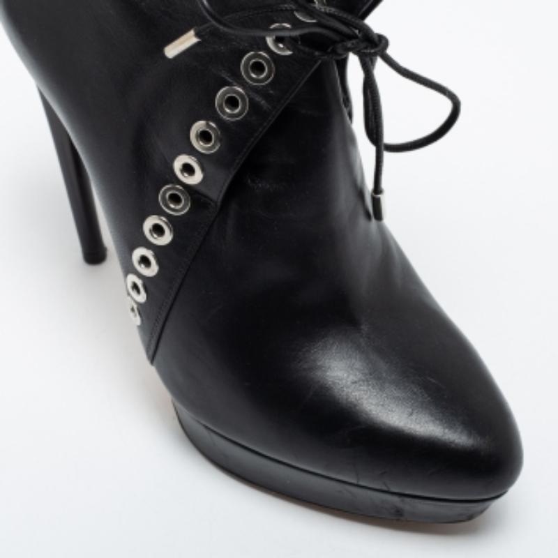 De las mujeres Alexander McQueen Botines de plataforma de piel negra con detalle de ojales Talla 36 en venta