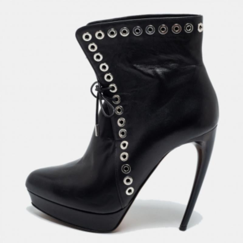 Alexander McQueen Botines de plataforma de piel negra con detalle de ojales Talla 36