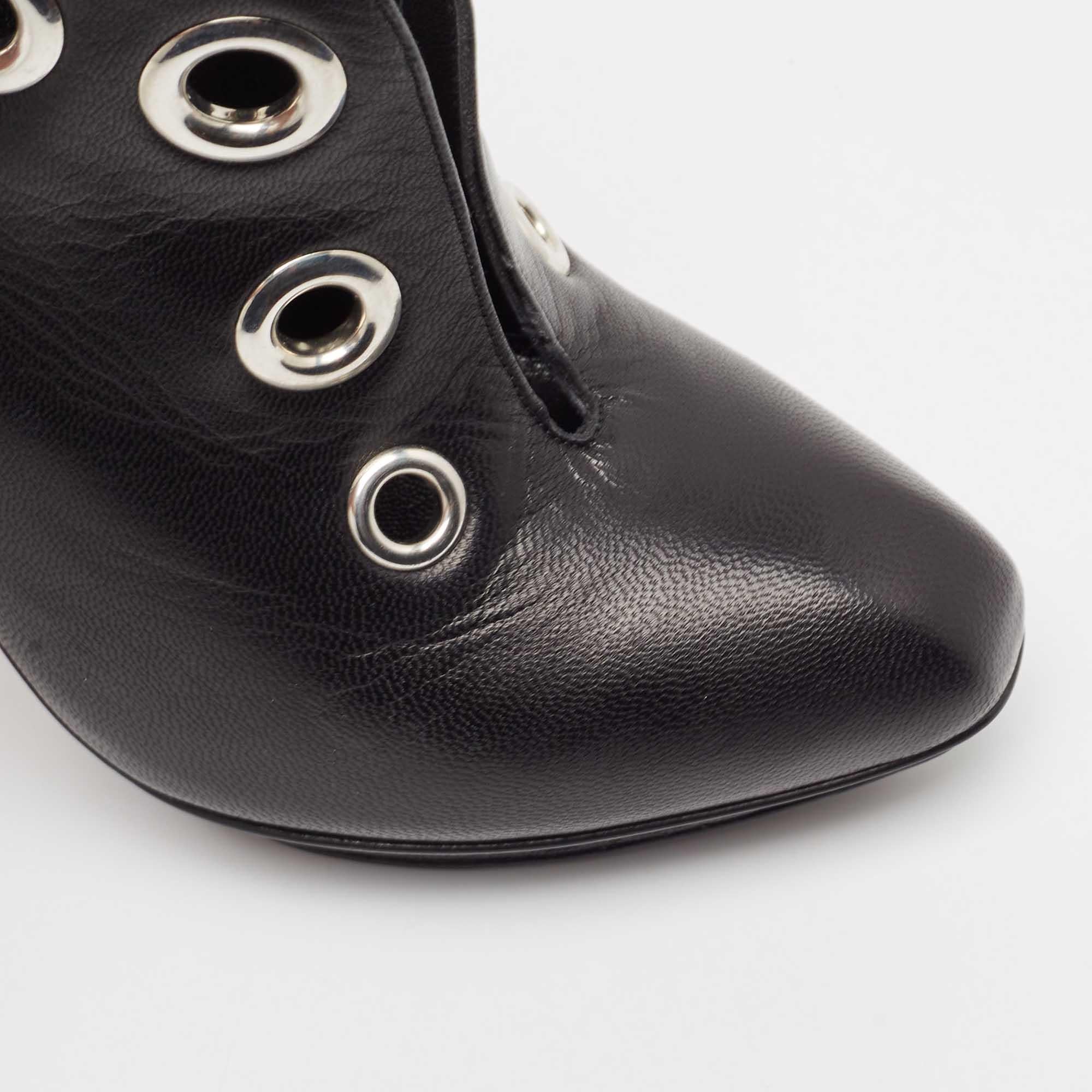 Alexander McQueen Black Leather Eyelet embellished Ankle Booties Size 36 For Sale 3