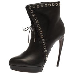 Alexander McQueen Black Leather Eyelet Trim Curve Heel Ankle Boots Size ...